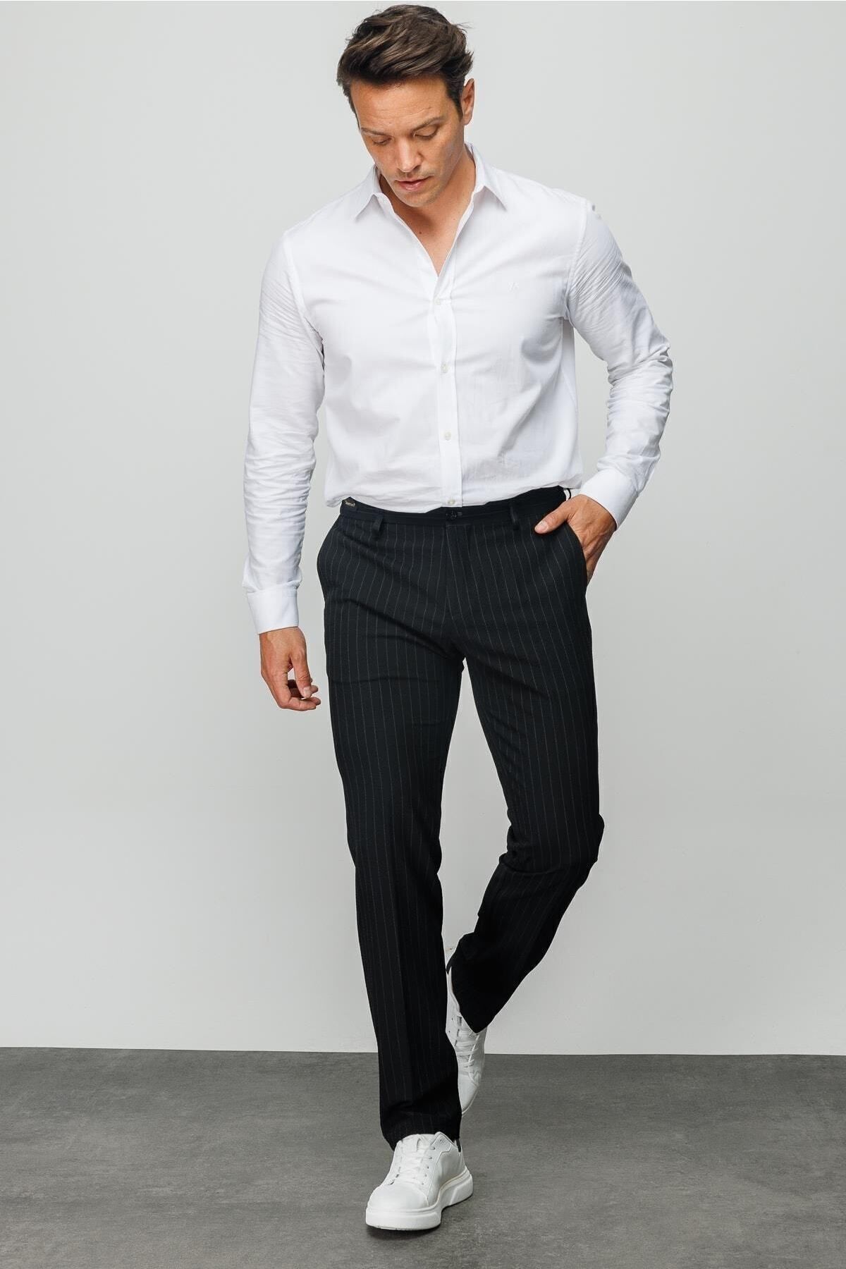 Desen Triko Erkek Beli Lastikli Beyaz Çizgili Koton Pantolon Siyah
