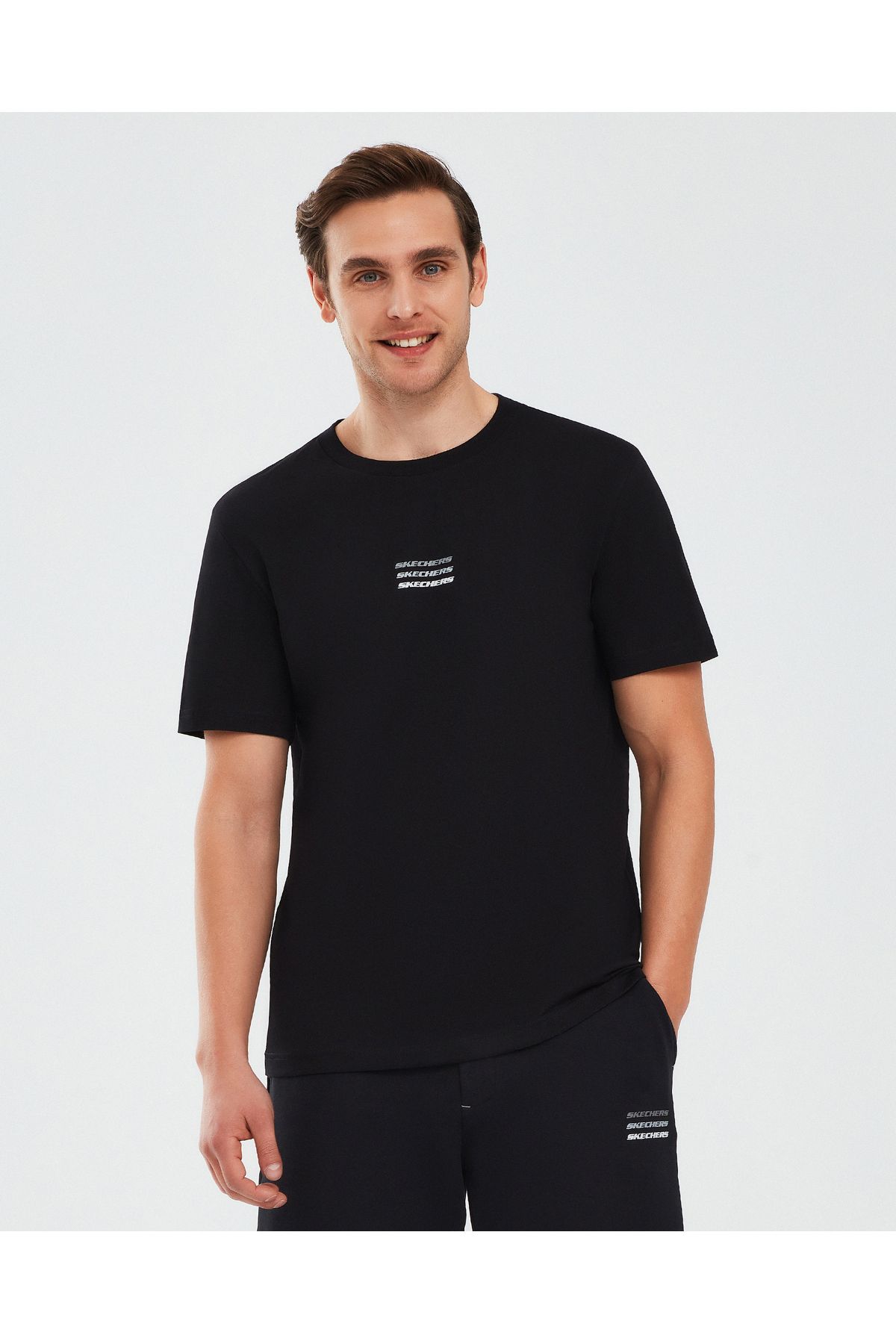 Skechers Essential M Short Sleeve  T-Shirt Erkek Siyah Tshirt S241007-001
