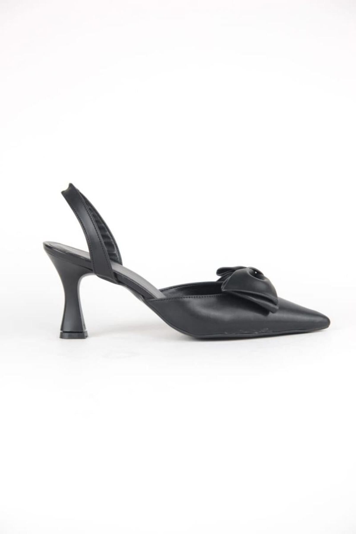 Gökhan Talay Kadın Fiyonk Detaylı Topuklu Ayakkabı Siyah Cilt