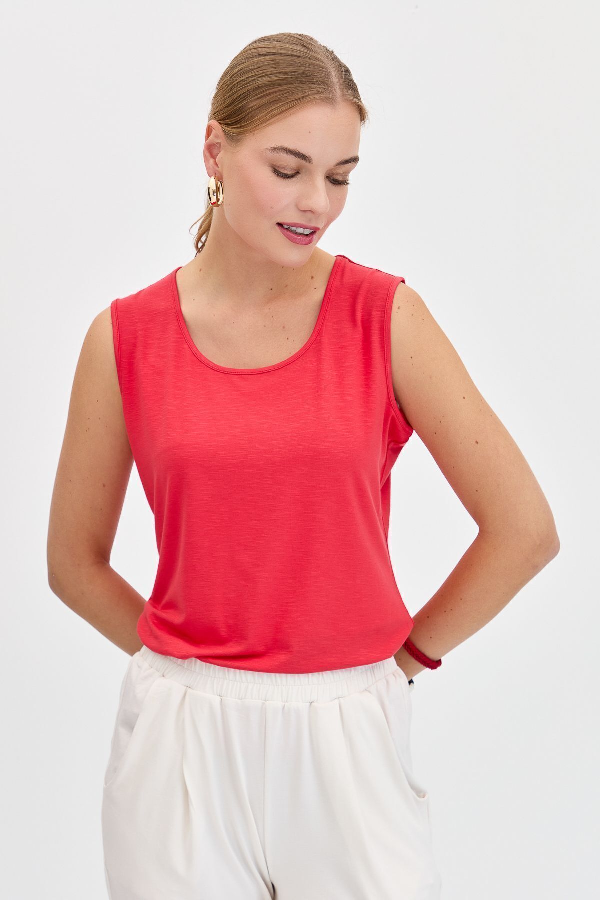 Desen Triko Kadın Sıfır Yaka Flamlı Kumaş Basic Askılı Tshirt Mercan