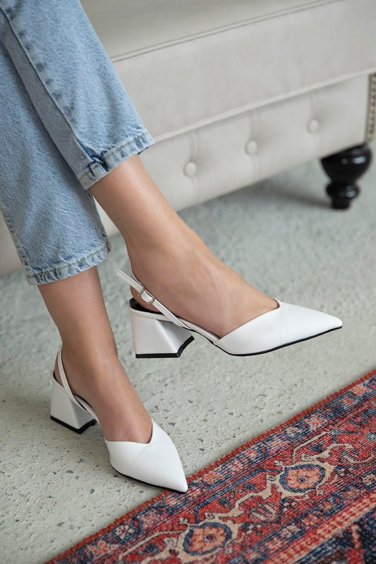 Straswans Rasana Kadın Deri Topuklu Ayakkabı Beyaz
