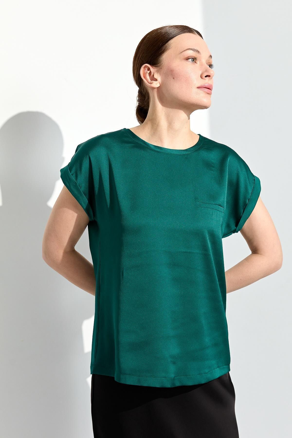 Desen Triko Kadın Kısa Kol Önü Saten Bluz Yeşil