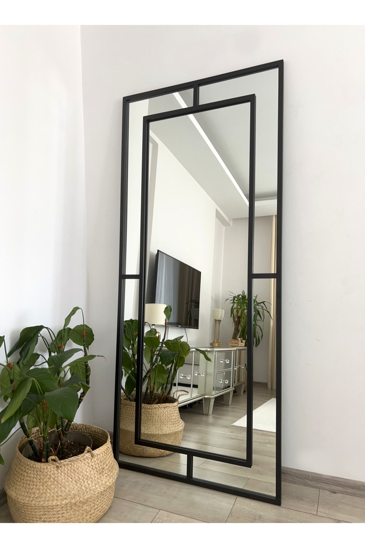 EFFE YAPI DEKOR Siyah Metal Çerçeveli 180x80 Cm Dekoratif Ayna