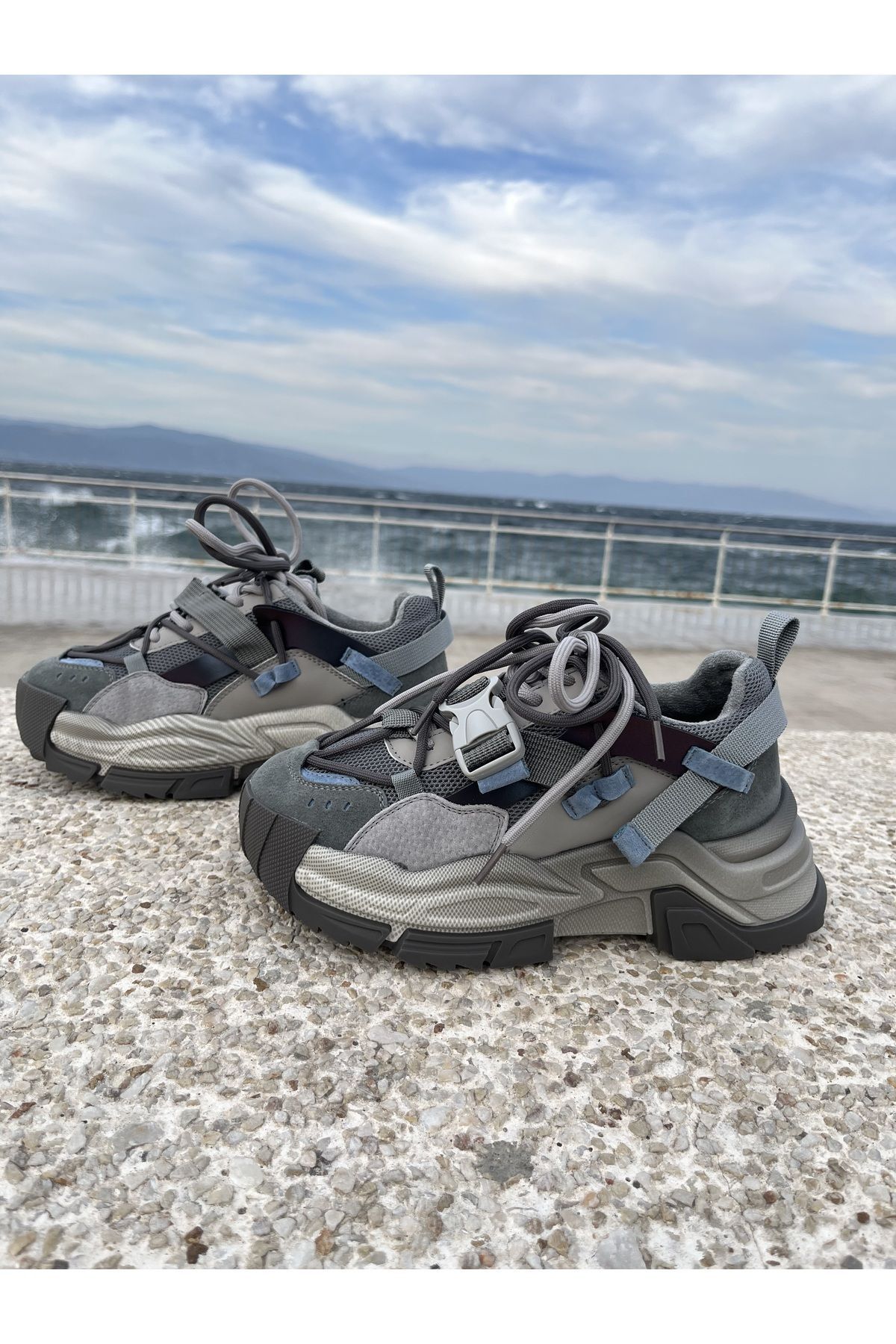 Guja Kalın Tabanlı Bağcıklı Kışlık Sneaker Günlük Spor Ayakkabı Gri