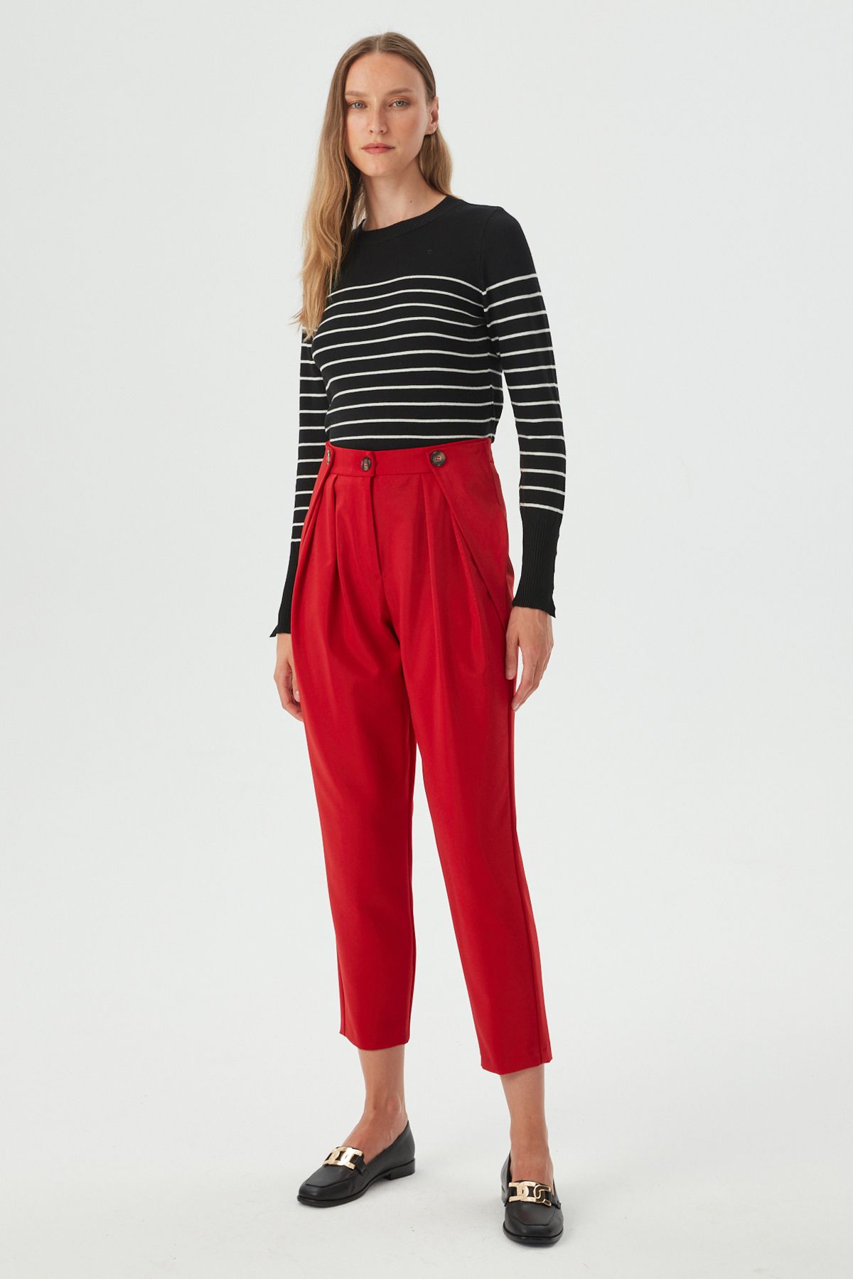 Park Karon Kadın Kırmızı Beli Düğme Detaylı Pileli Kumaş Pantolon