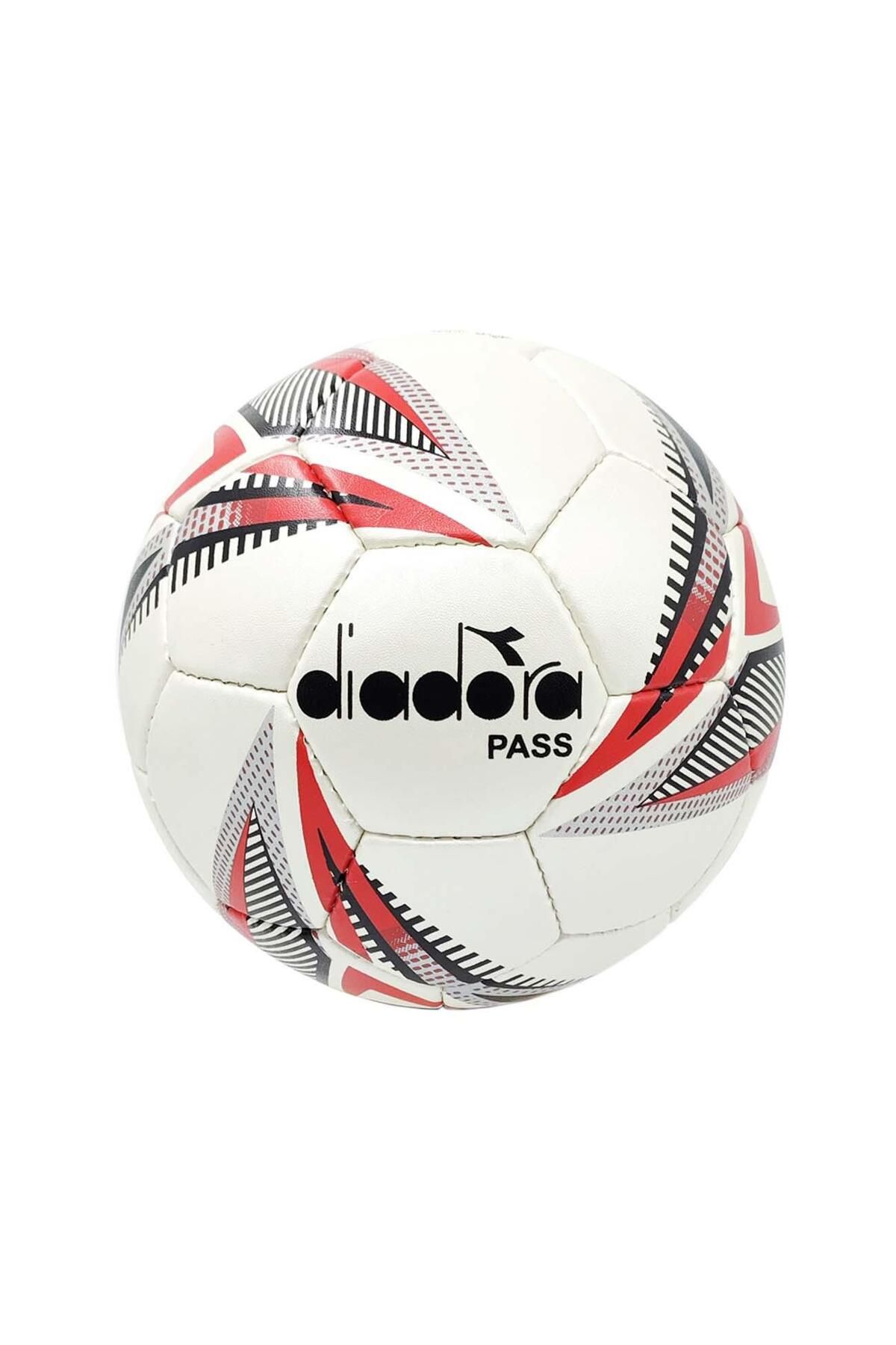 Diadora 4060241 Pass Futbol Topu Kırmızı-beyaz