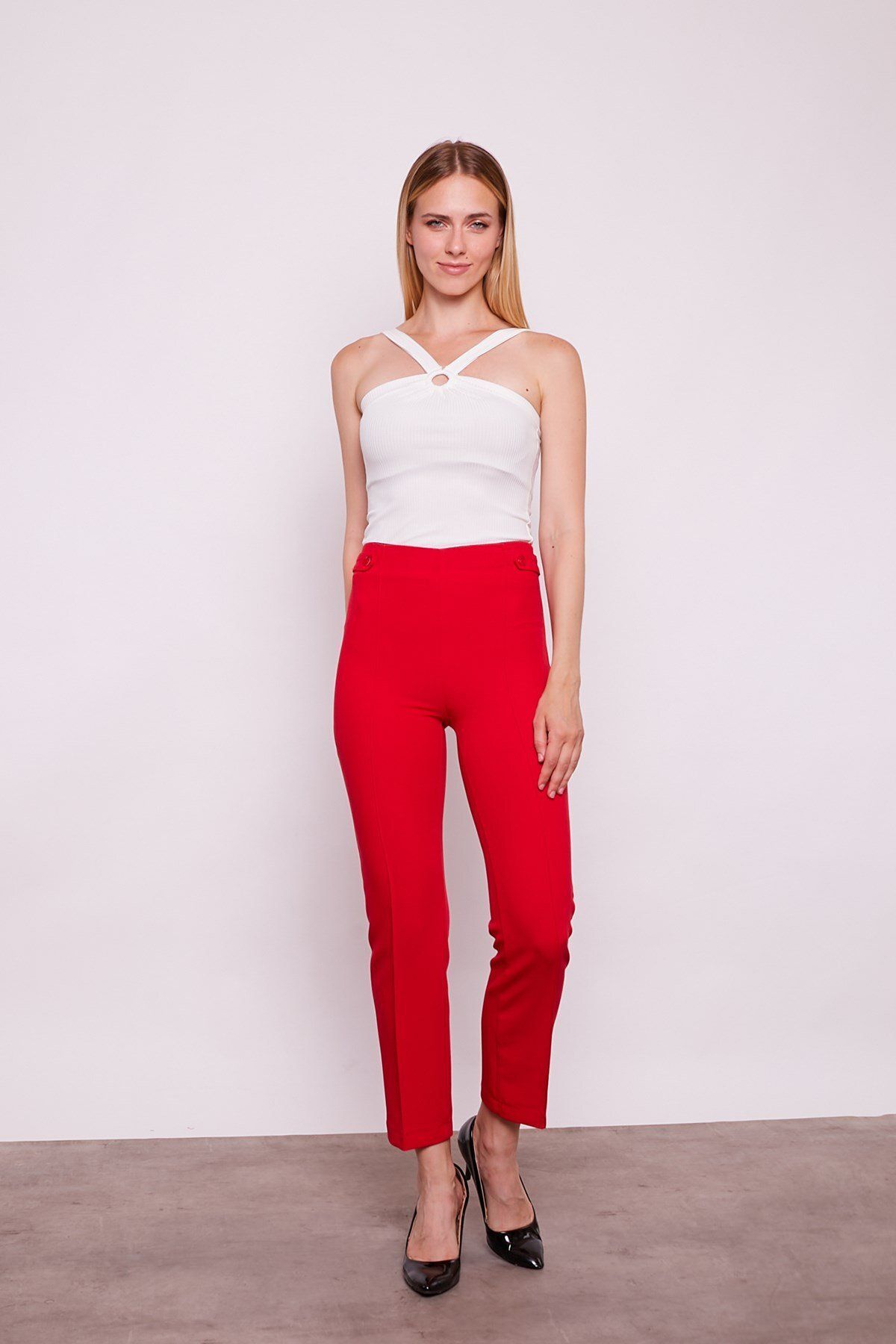 Jument Kadın Yüksek Bel Önü Dikişli Beli Apoletli Düğmeli Boru Paça Kumaş Pantolon-kırmızı