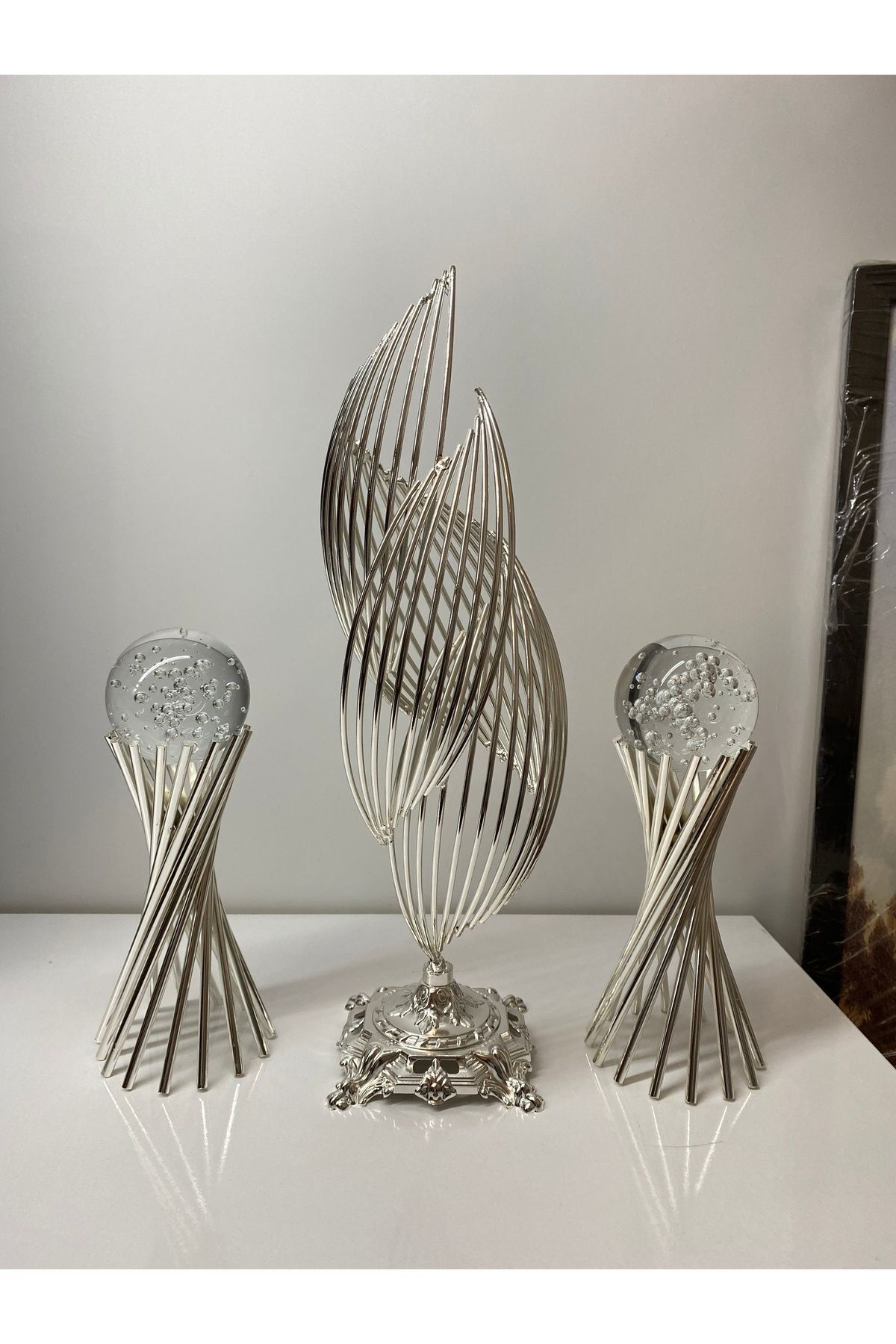 asellus 3lü Set : Gümüş Renk Metal Tasarımlı 2 Burgulu Ve 1 Helezon Dekorasyon Objesi