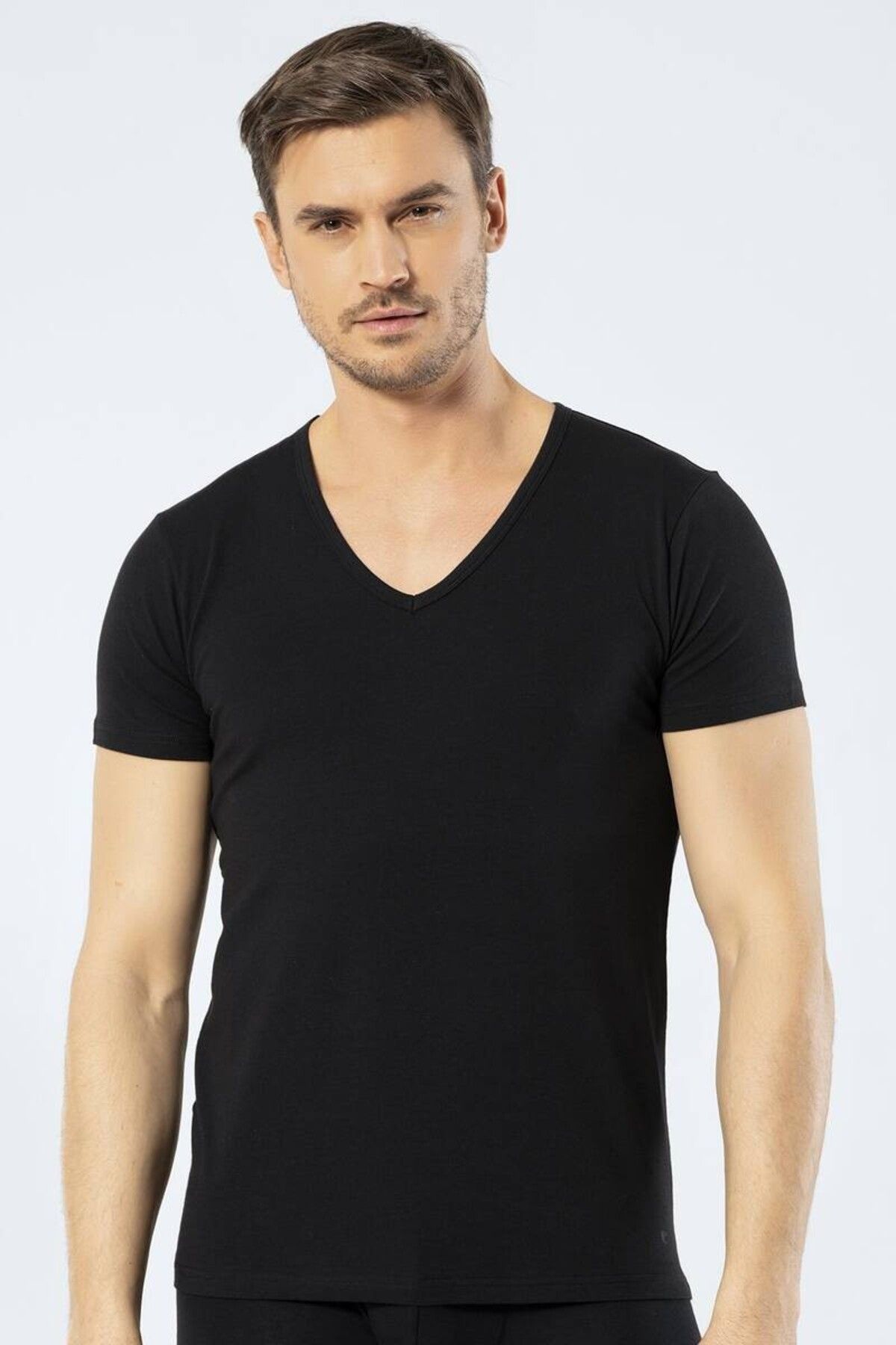 Cacharel Erkek Derin V Yaka Likralı T-shirt Siyah
