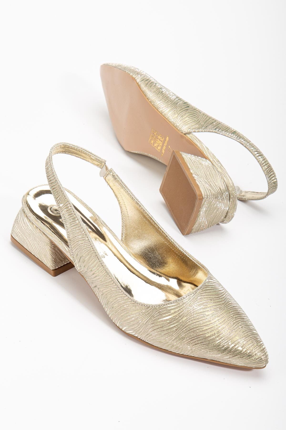 Dilimler Ayakkabı Büyük Numara Parlak çizgili Deri Gold Kadın Topuklu Ayakkabı