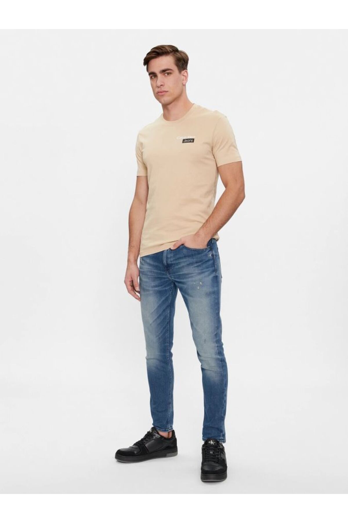 Calvin Klein Erkek Logo Detaylı Kısa Kollu Bej T-shirt