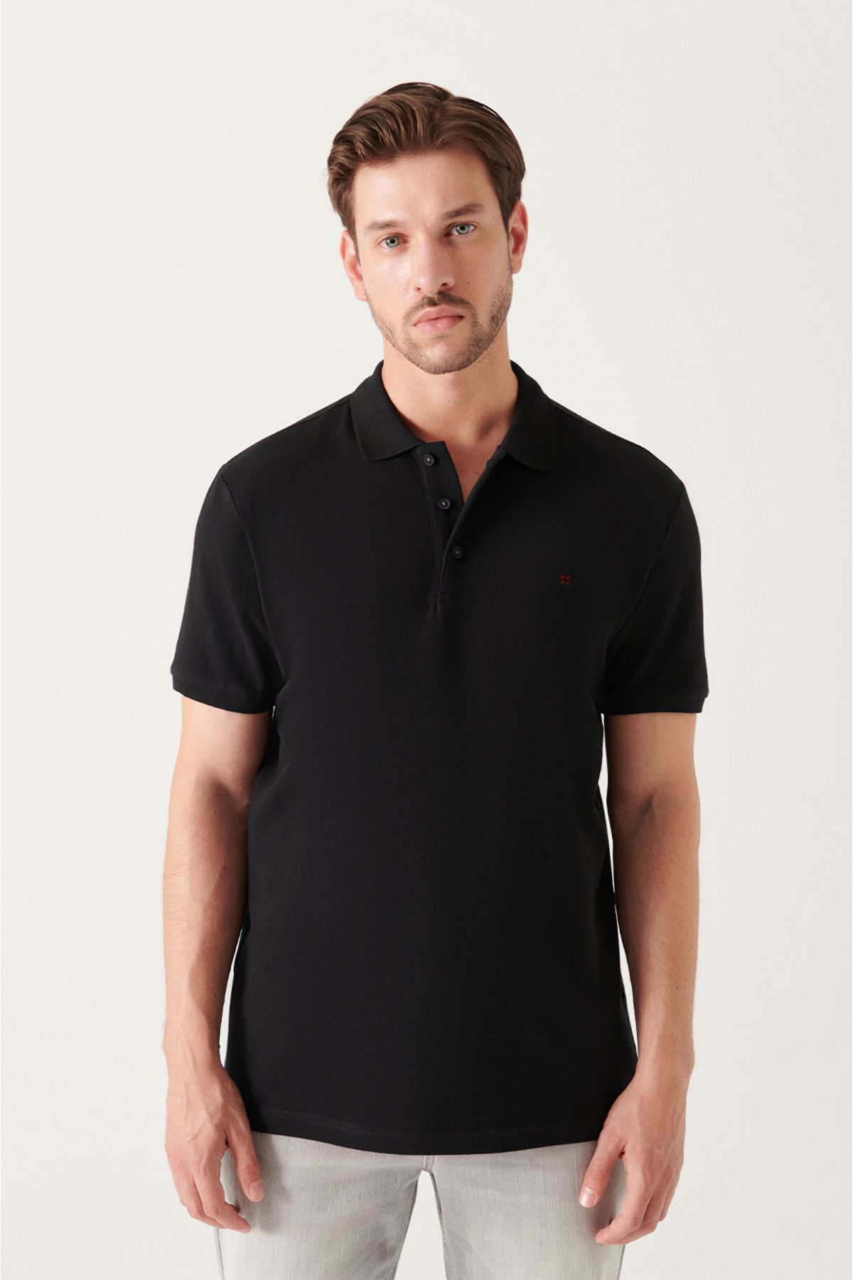 Avva Erkek Siyah Polo Yaka T-shirt %100 Pamuk Serin Tutan Regular Fit E001004