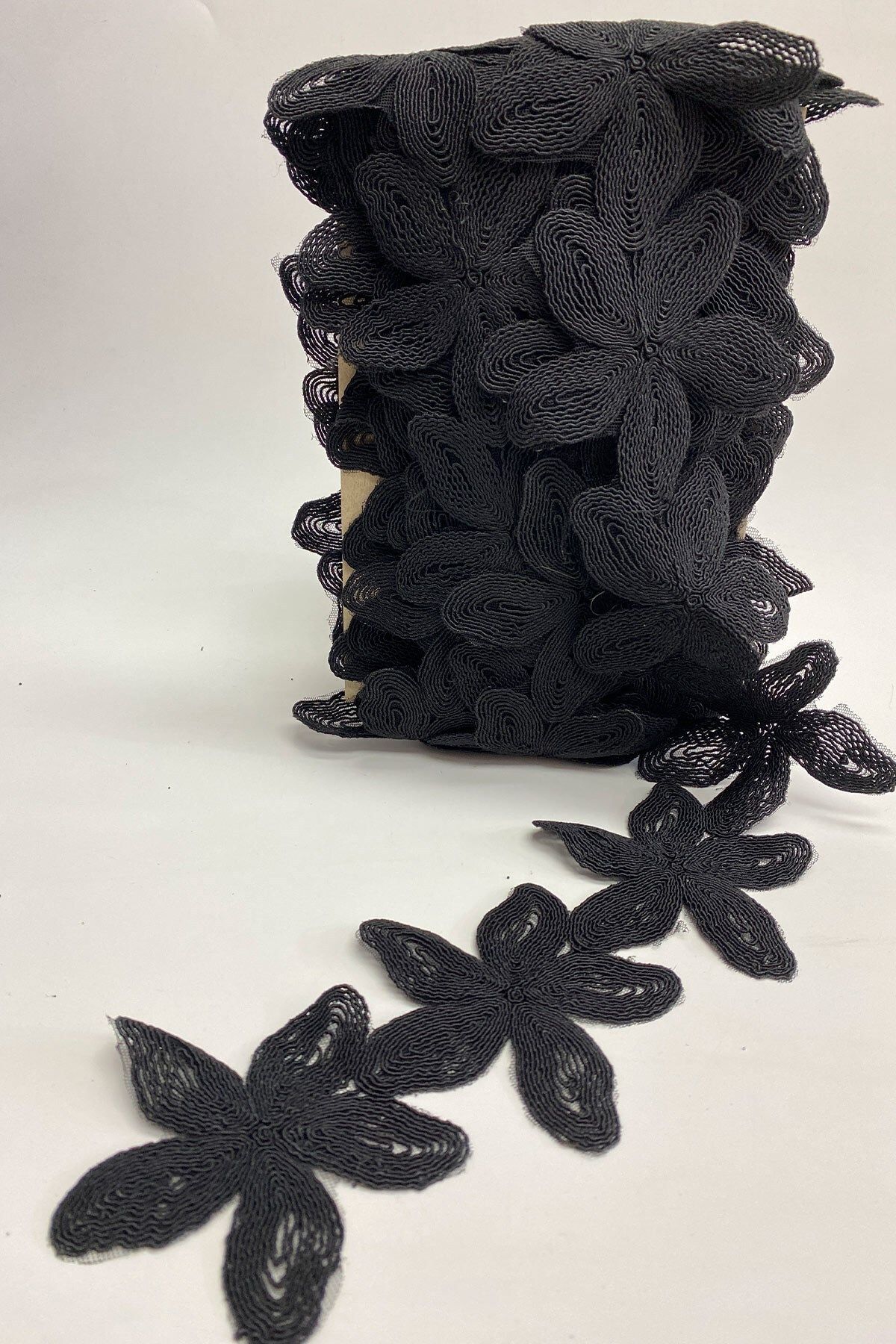 Hayalperest boncuk Siyah Fransız Çiçek Güpür Dantel
