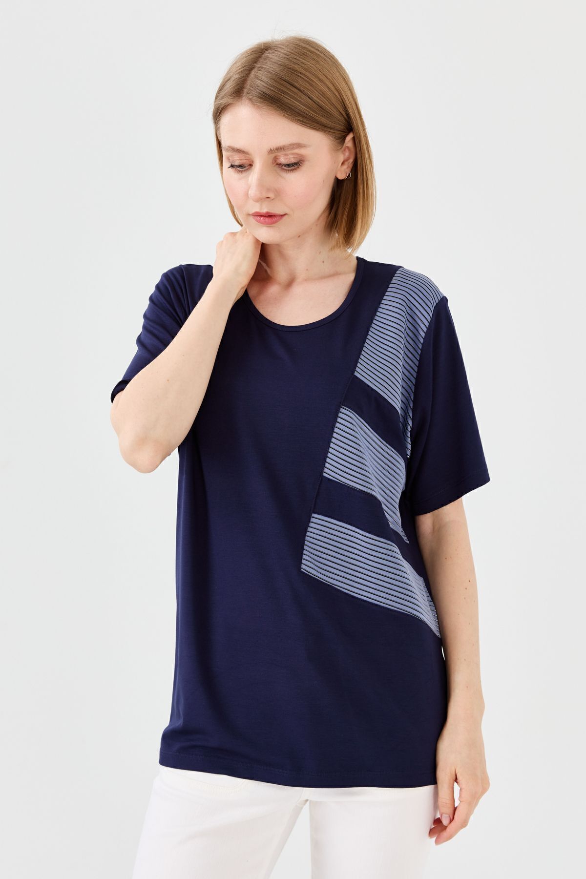 Desen Triko Kadın Sıfır Yaka Zincir Kumaşlı Penye T-shirt Lacivert