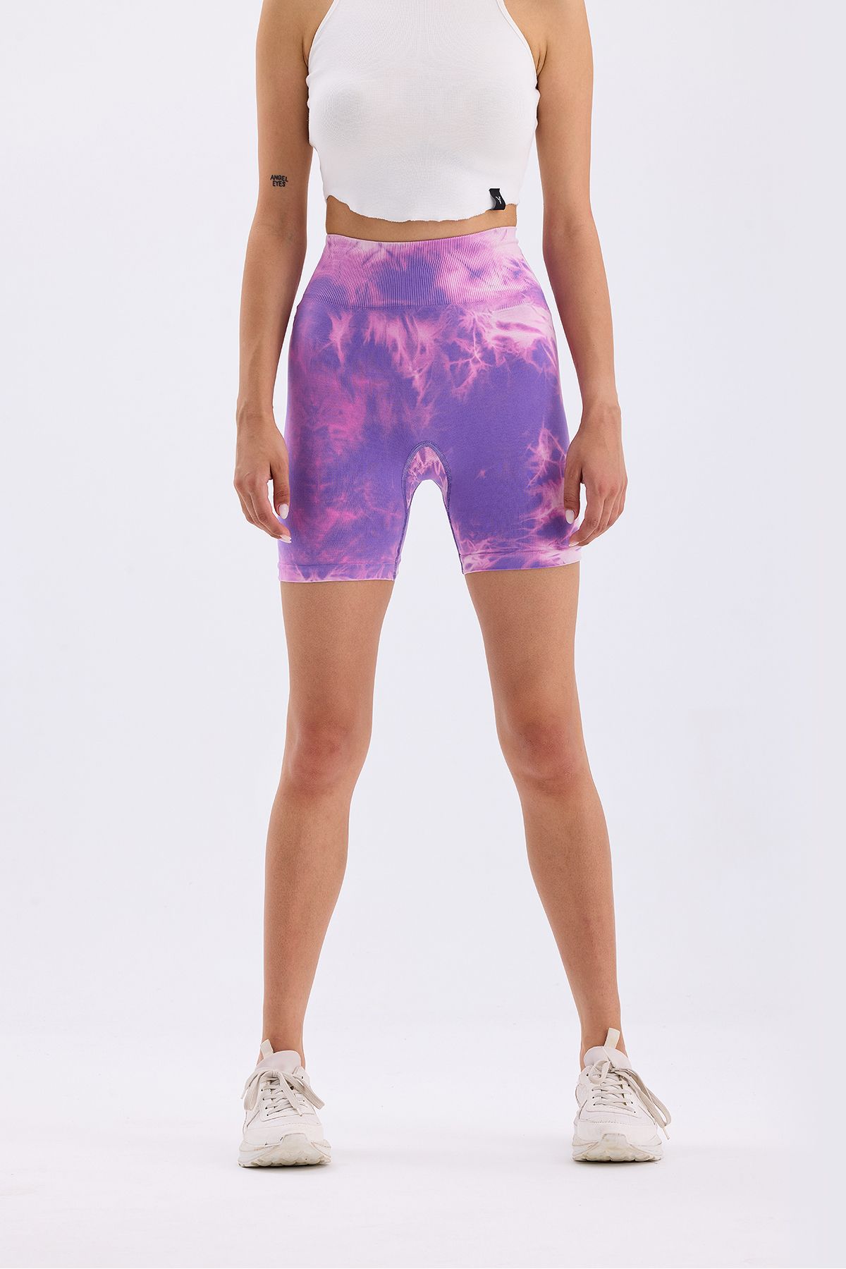 cervus KADIN Dikişsiz Toparlayıcı Batik Şort / Push-Up Spor Şort