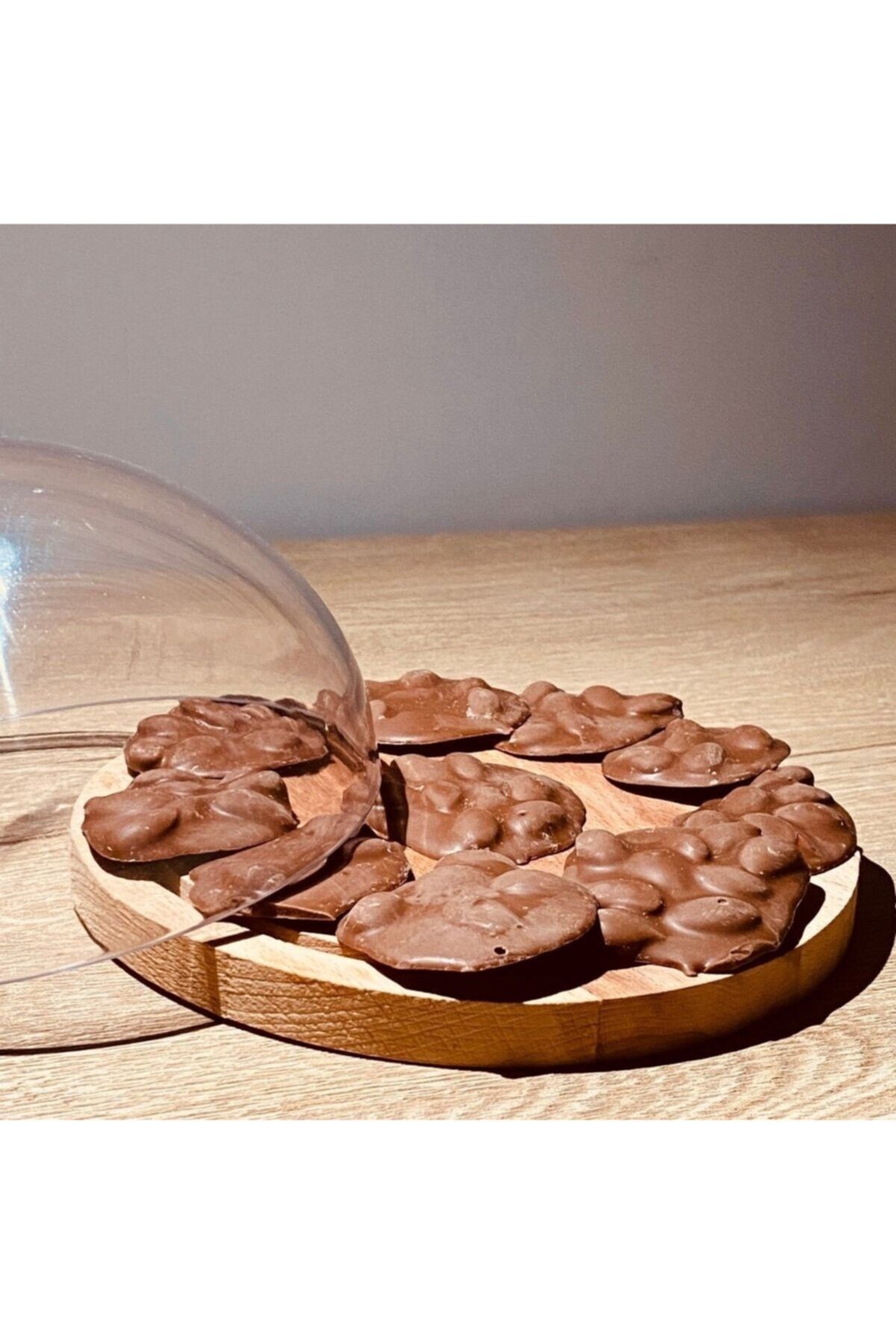 Liqui Moly Kayısı Çekirdekli Sütlü Çikolata - 1000