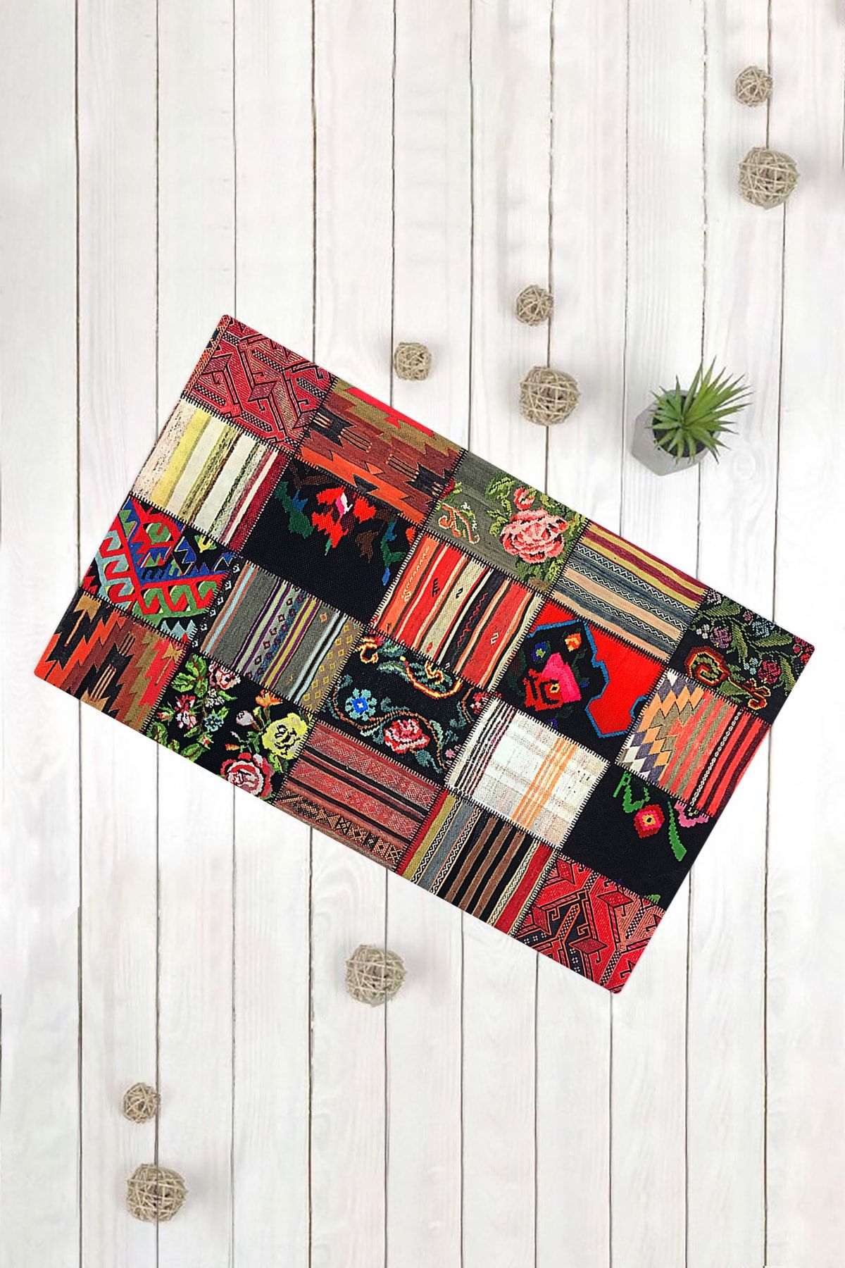 Evsebu Patchwork Kaymaz Tabanlı Dekoratif Kilim