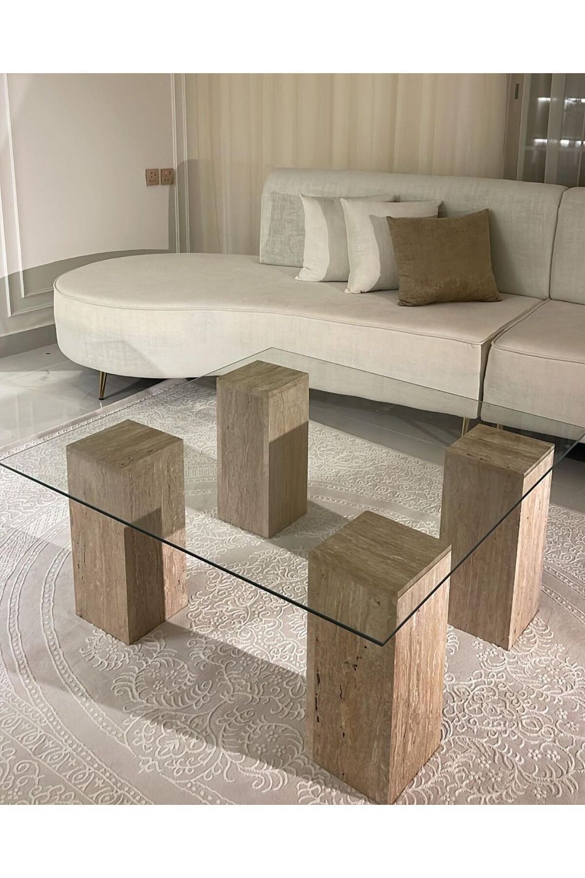 Sümeyra Marble Art Nysa - Doğal Traverten Orta Sehpa | Mermer Ayaklı Cam Sehpa | Cam Orta Sehpa |Coffee Table |90*90 |
