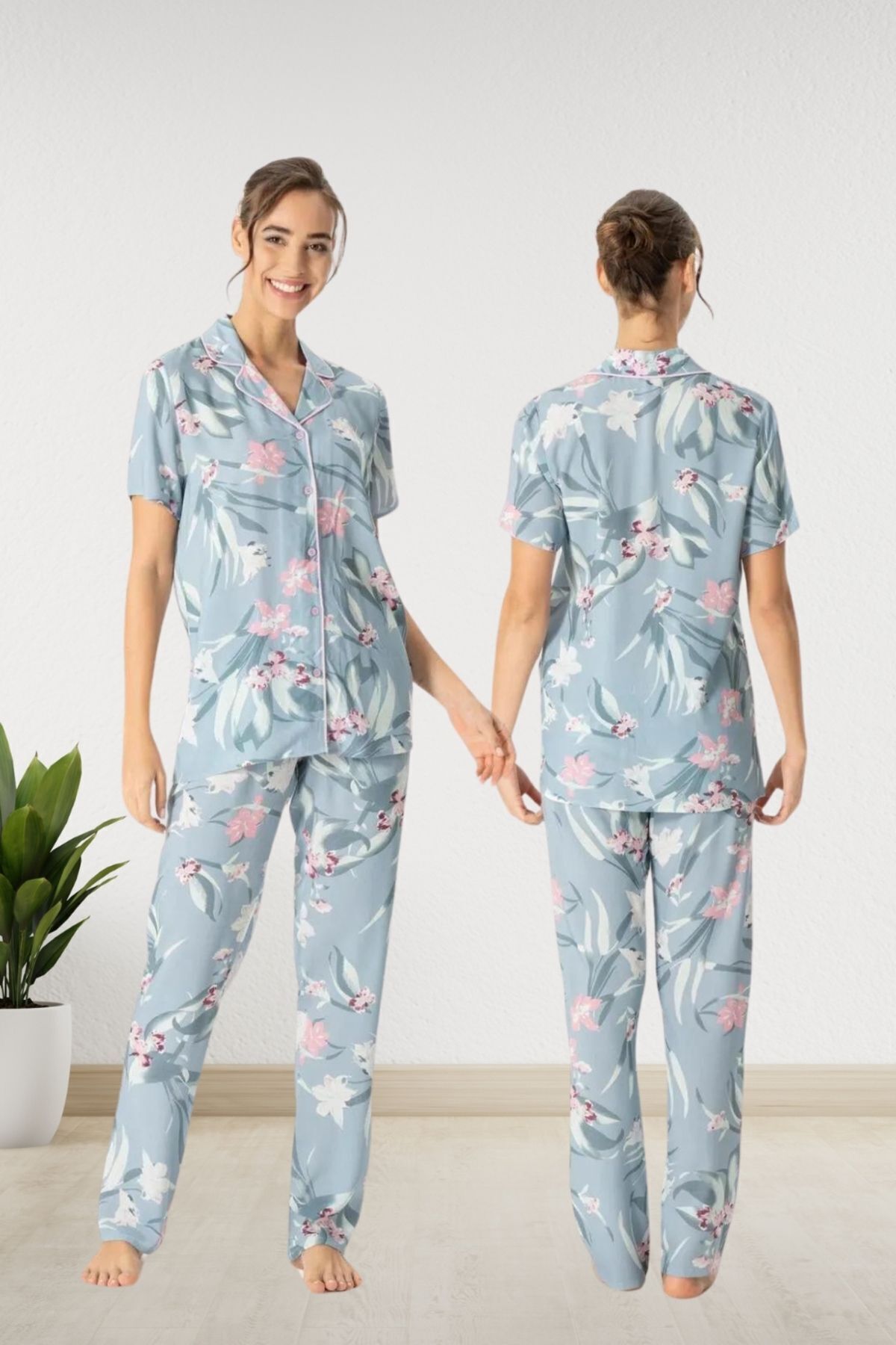 U.S. Polo Assn. Kadın Viskon Mint Zemin & Pembe Çiçek Desenli Düğmeli Yaz sezonu Pijama Takımı