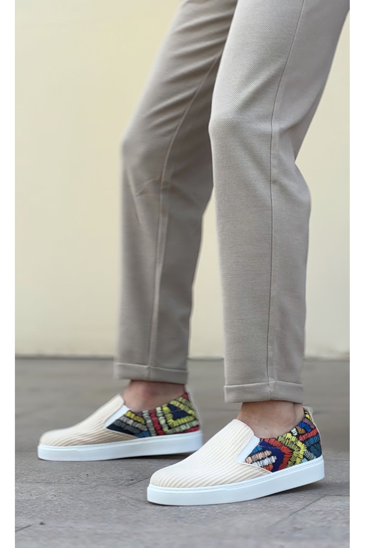 BOA BA0339 Bağcıksız Keten Krem Renkli Desenli Beyaz Taban Günlük Erkek Ayakkabı