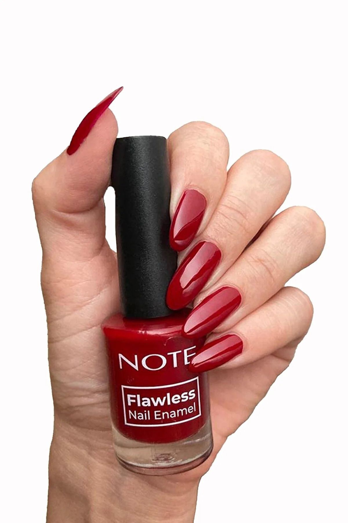 Note Cosmetics Nail Flawless Oje 35 Great Red - Kırmızı