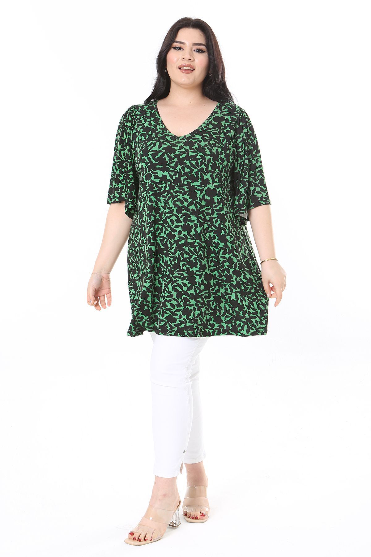 Şans Kadın Büyük Beden Yeşil V Yakalı Desenli Bluz 65N38002