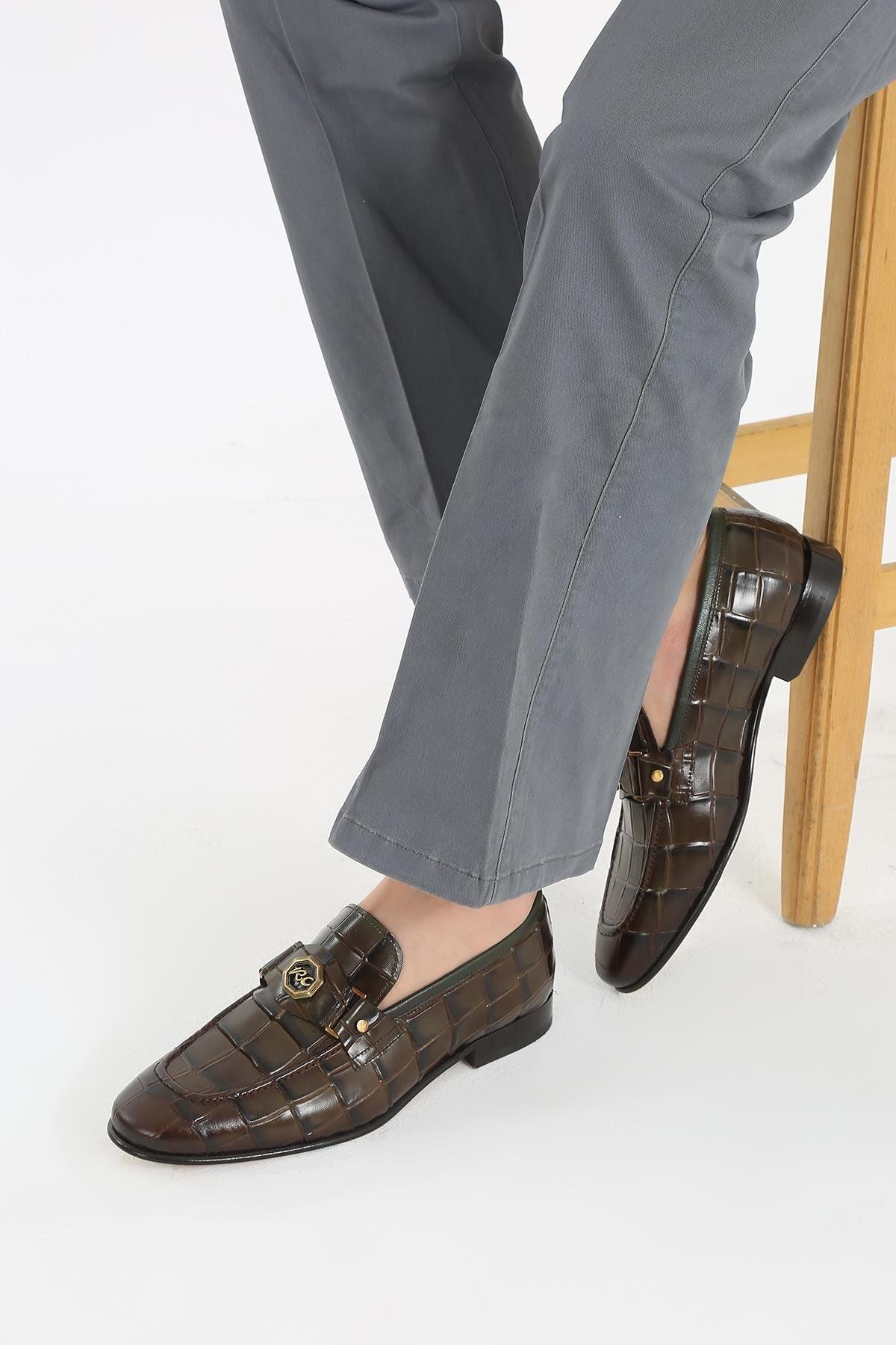 CassidoShoes Haki Kroko Deri Kösele Enjeksiyon Taban Toka Detaylı Kemer Hediyeli Erkek Klasik Ayakkabı 023-54240