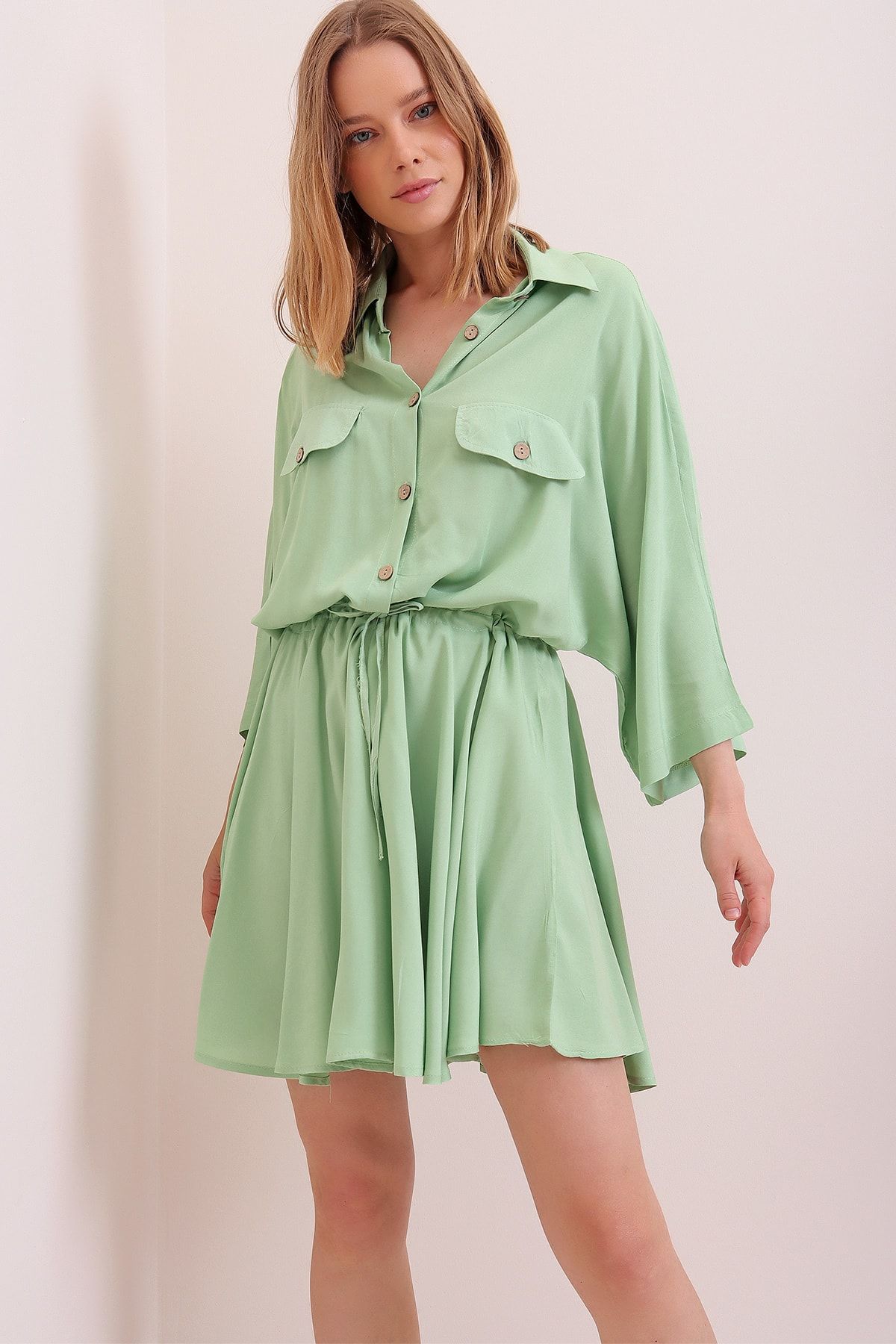 Trend Alaçatı Stili Kadın Çağla Yeşili Safari Dokuma Gömlek Elbise ALC-X6196