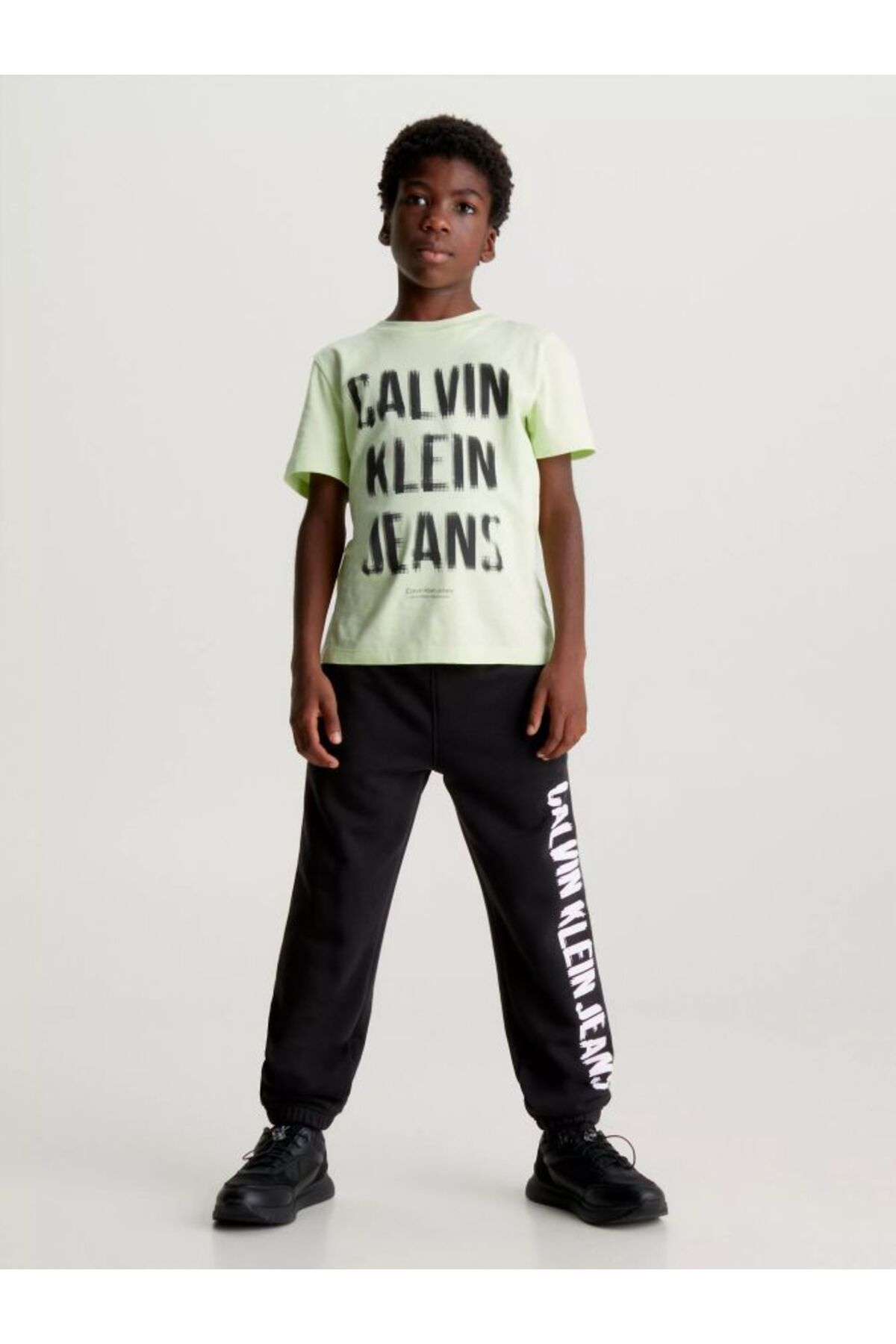 Calvin Klein Çocuk Logo Detayli Siyah Eşofman
