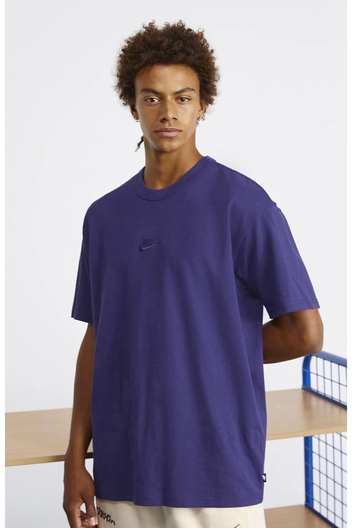 Nike Sportswear Premium Essentials Short-Sleeve Oversize Erkek T-shirt
