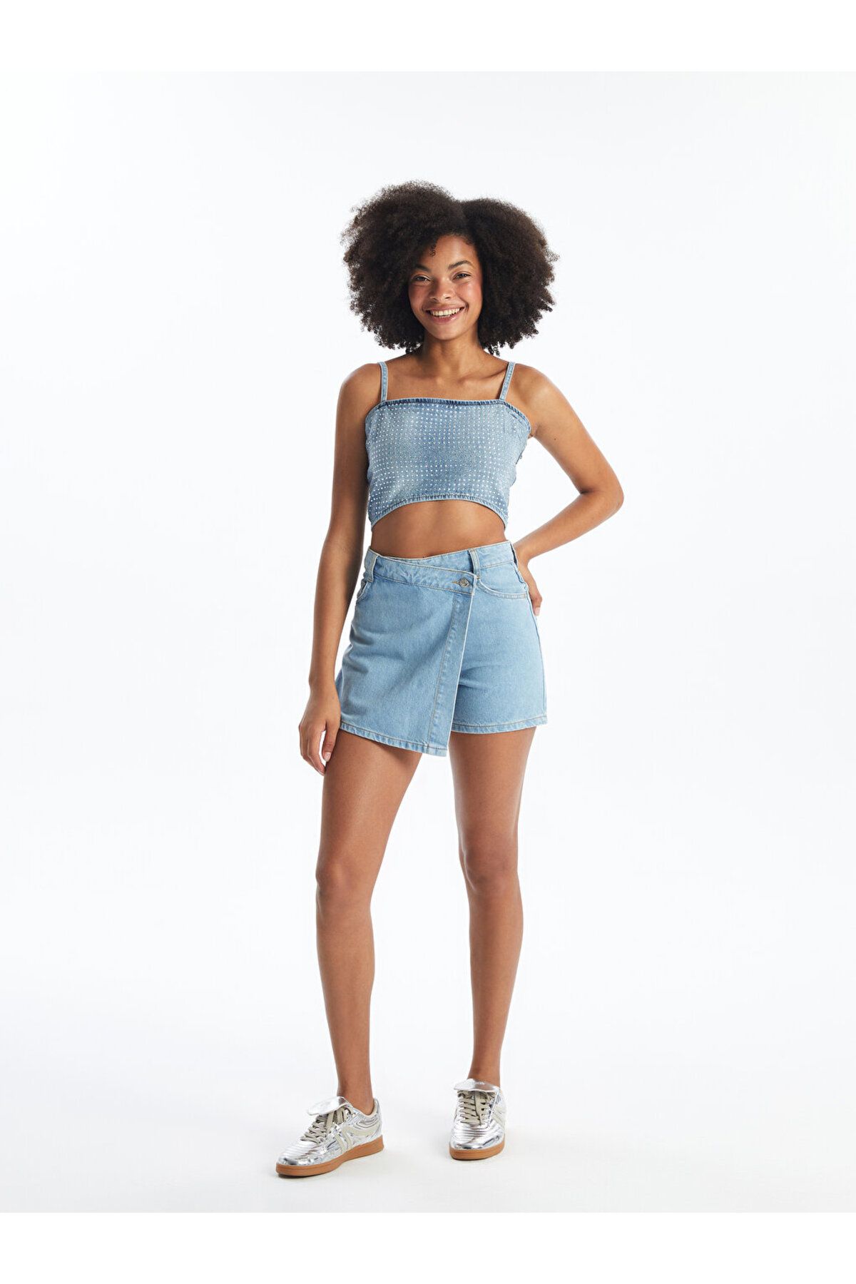 LC Waikiki LCW Kadın Dar Fit Düz Jean Şort Etek