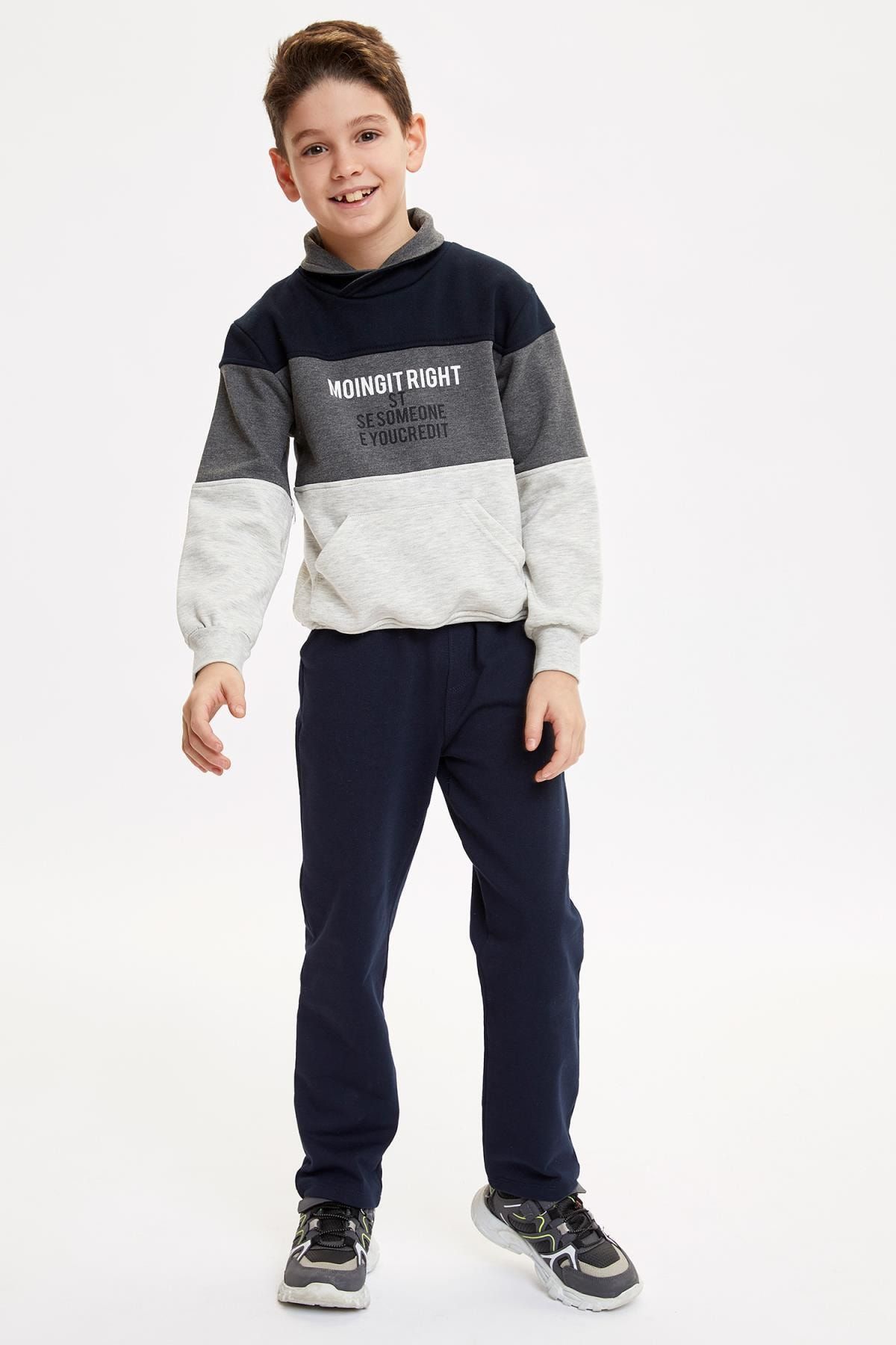 Defacto Erkek Çocuk Regular Fit Cep Detaylı Ince Sweatshirt Kumaşı Pantolon
