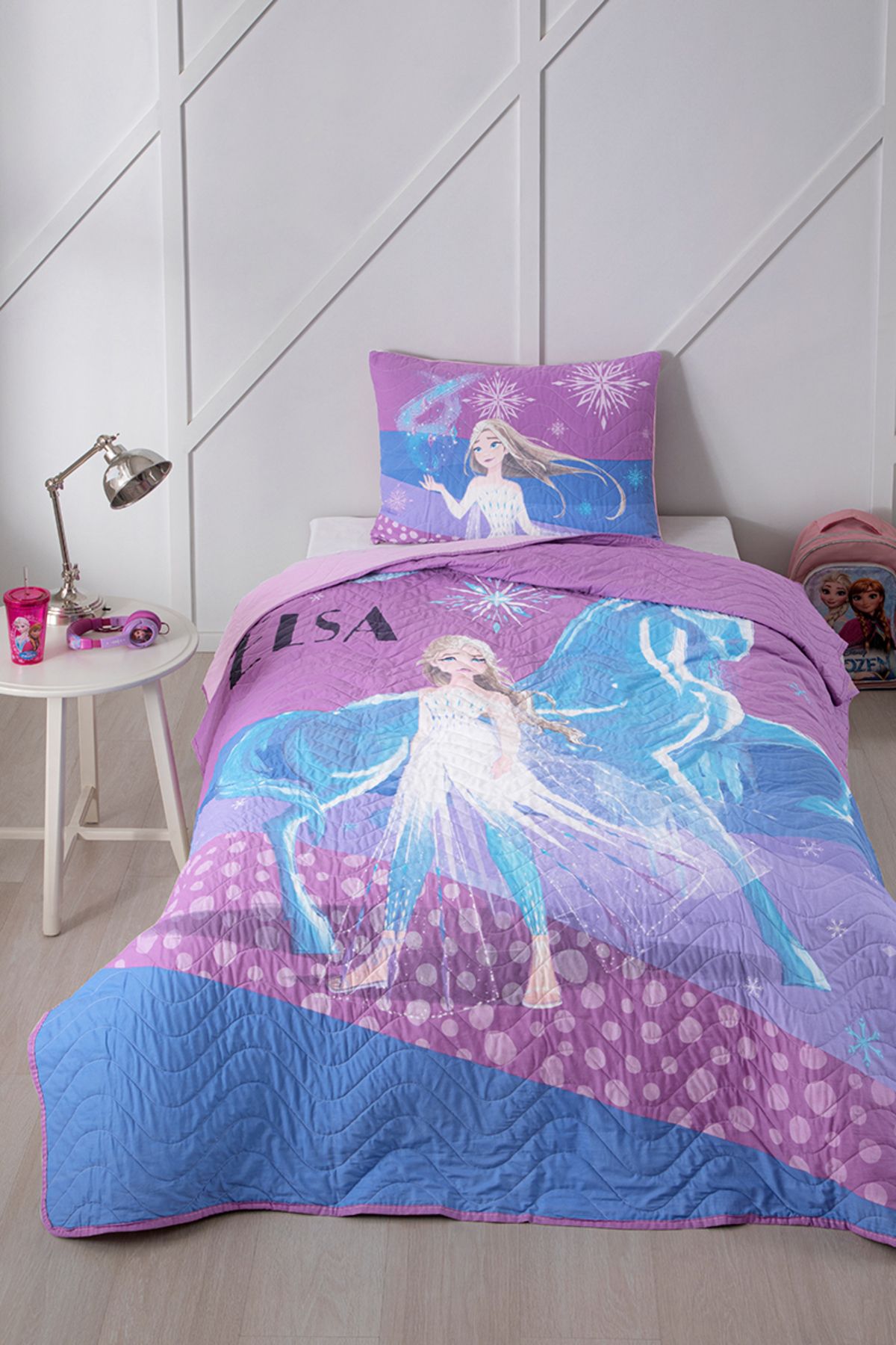 Özdilek Frozen Snow Queen Tek Kişilik Disney Lisanslı Çocuk Yatak Örtüsü 160x230 Cm