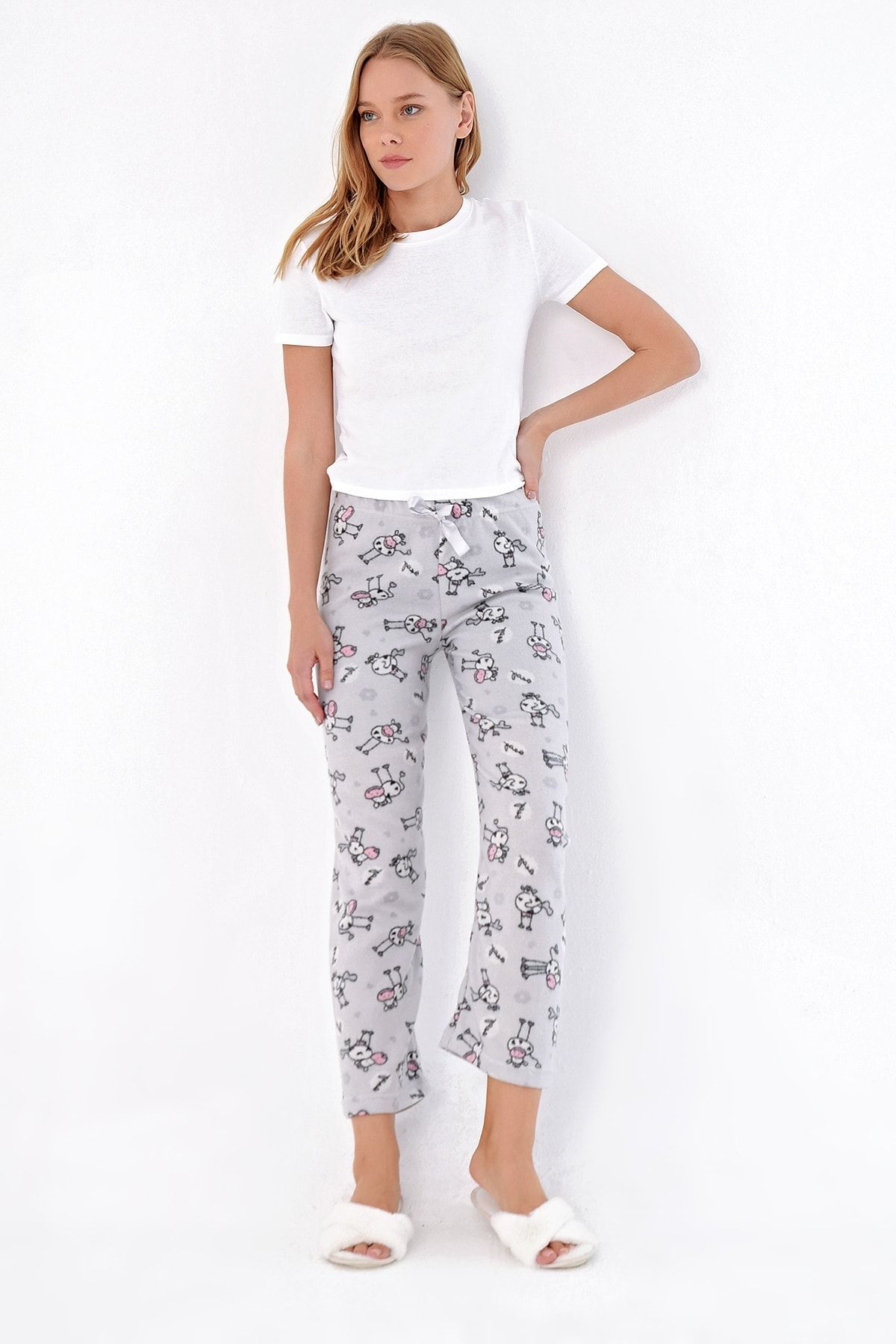 Trend Alaçatı Stili Kadın Grimelanj Desenli Polar Pijama Altı MTX-1012