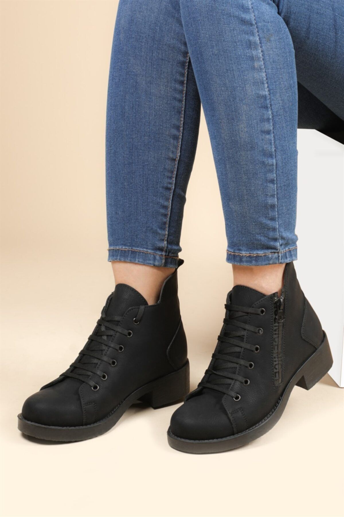 Sedef Kadın Siyah Suni Deri  Klasik Ayakkabı