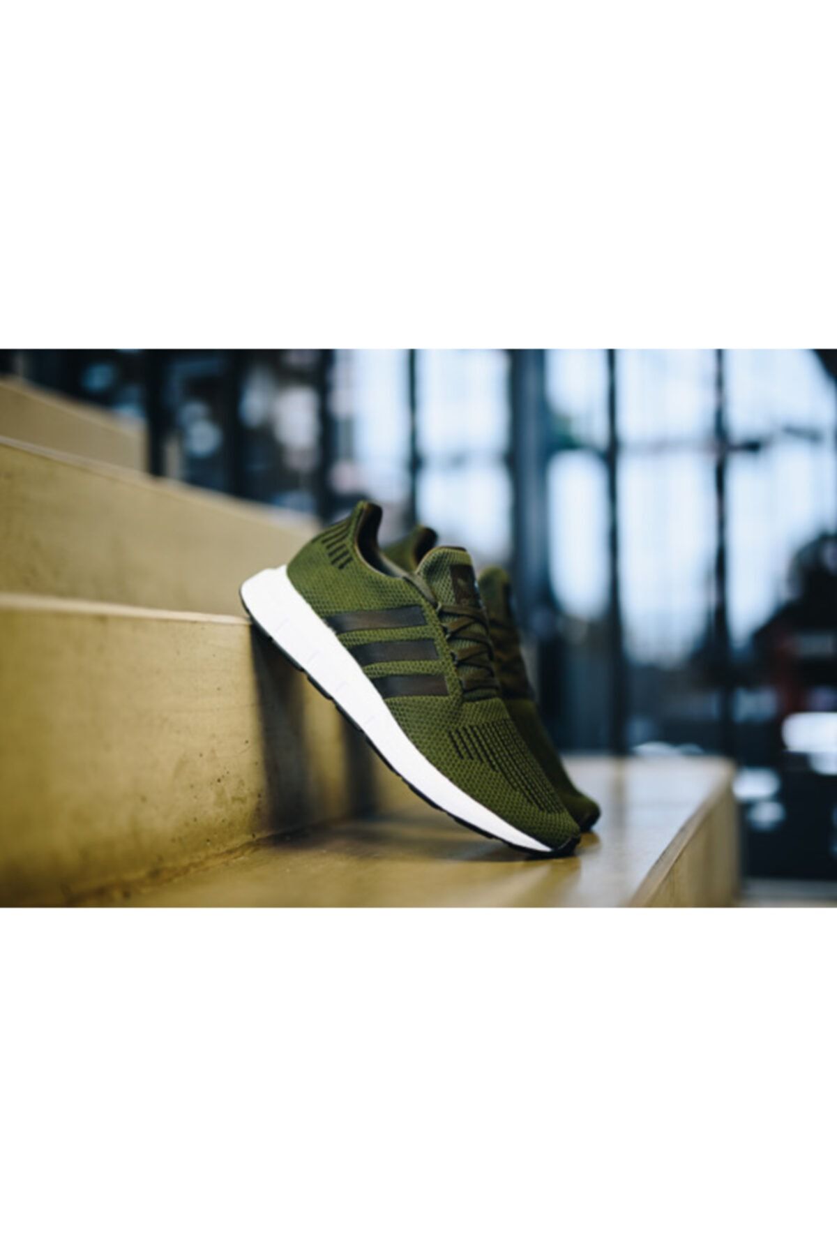 adidas Unisex Koyu Yeşil Swift Run Cg6167 Green Sneaker