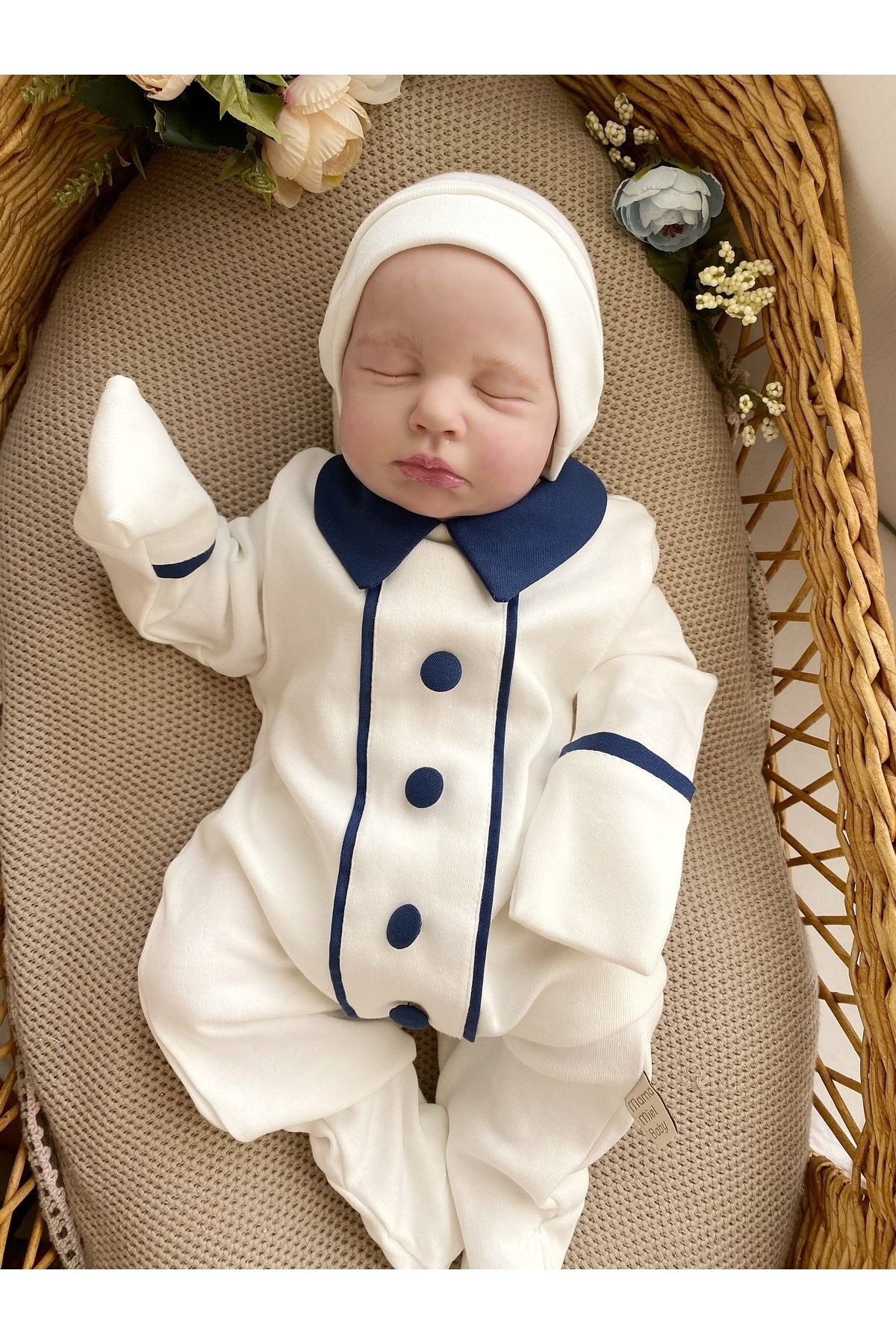 Mama Miel Baby Erkek Bebek Lacivert Kumaş Düğme Detaylı Yenidoğan Tulum Ve Şapka Takımı
