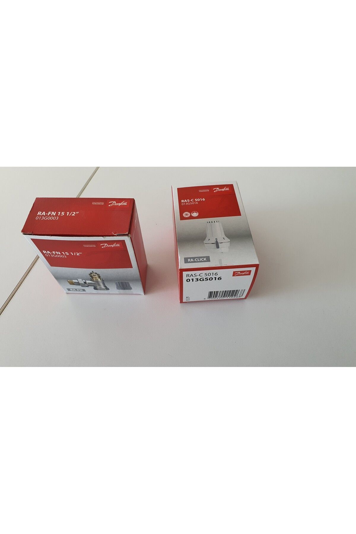 DANFOSS 1/2" Köşe Tip Termostatik Radyatör Vana Takımı