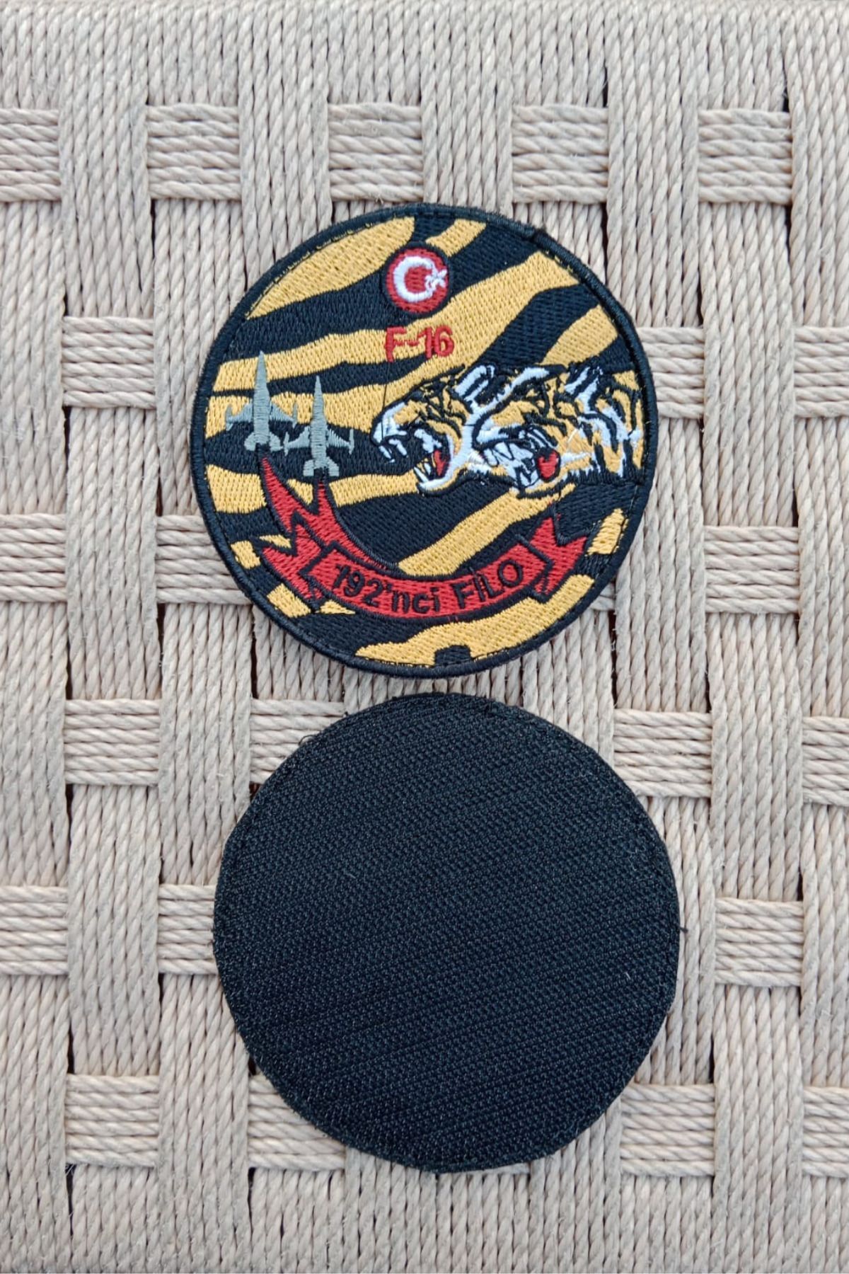 BURAK ASKERİ MALZEME Nakış işlemeli Sarı Zemin F-16 192. Filo Arma Patch Peç