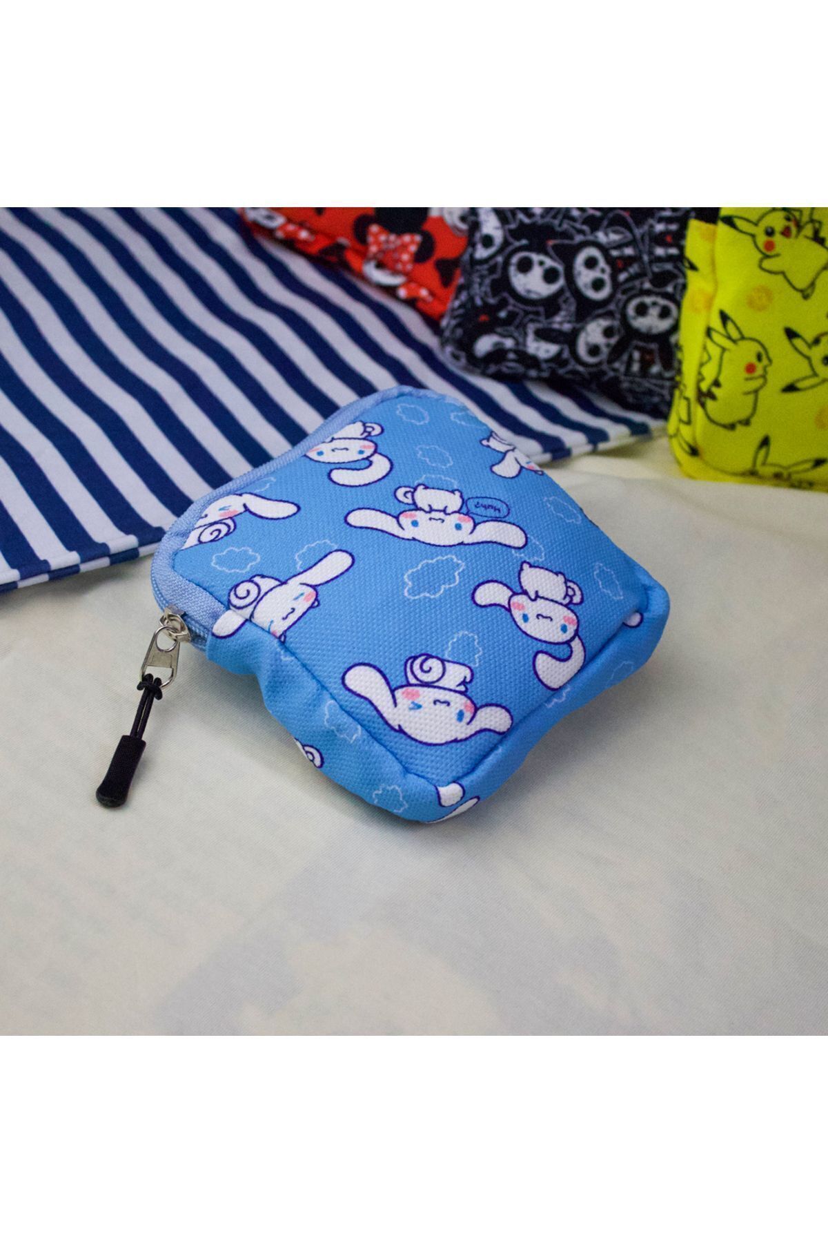 Köstebek Mavi Anime Fantasy Magic Melody : Cinnamoroll Kolaj Makyaj Çantası