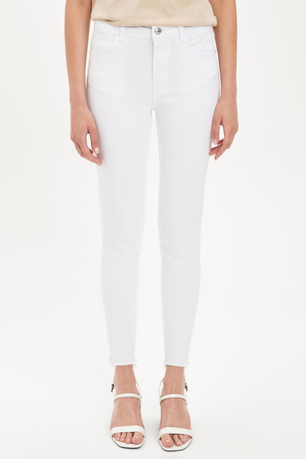 Defacto Kadın Beyaz Skinny Fit Jean Pantolon S4579AZ20SM