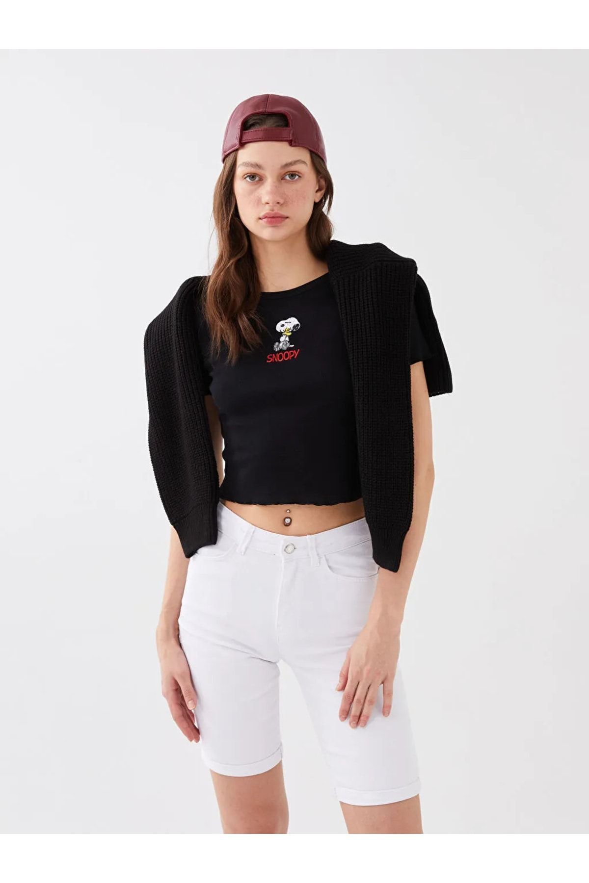 LC Waikiki Normal Bel Standart Fit Kadın Jean Şort
