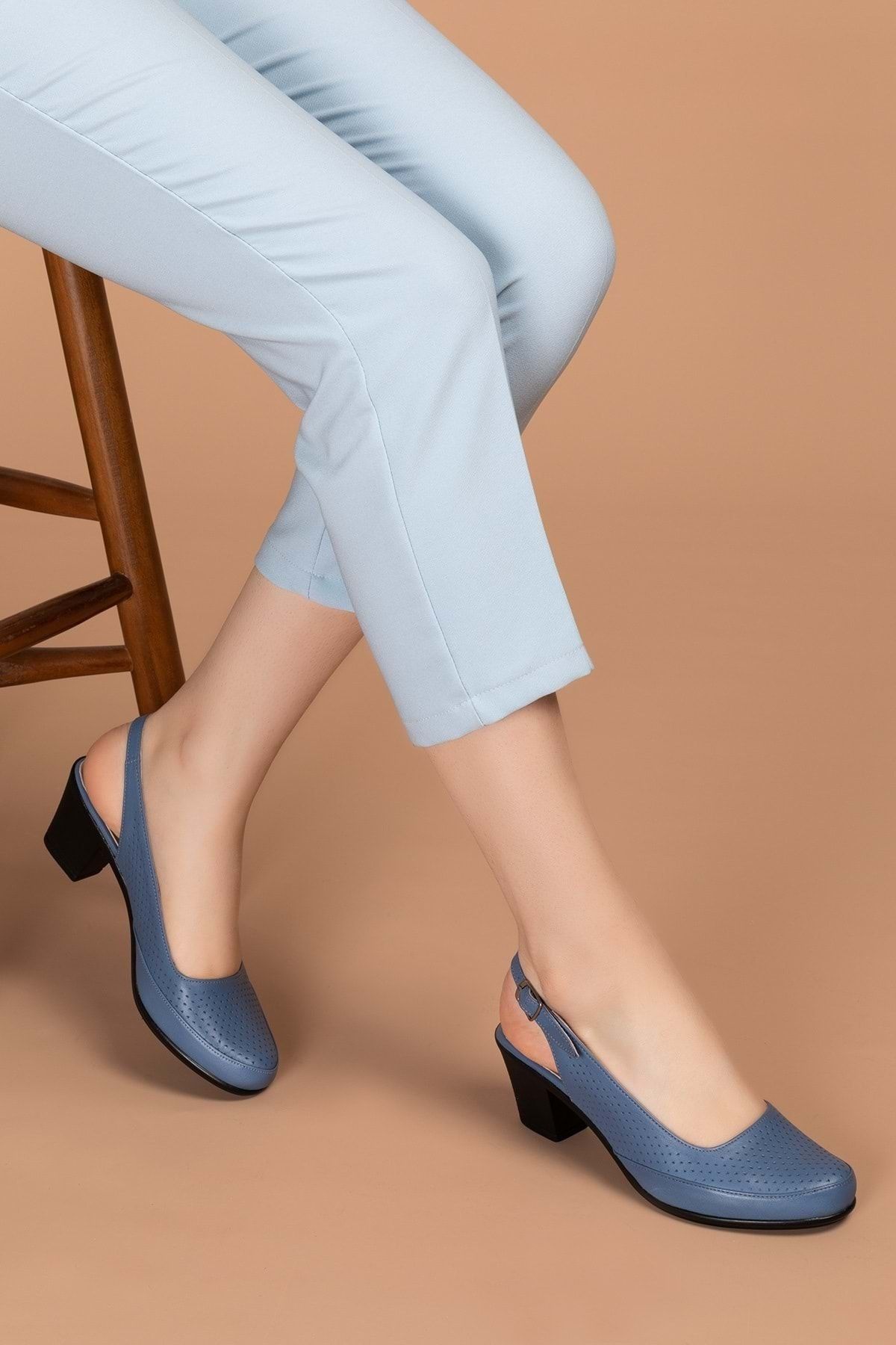 Gondol Kadın Hakiki Deri Klasik Topuklu Ayakkabı Vdt.272 - Mavi - 38