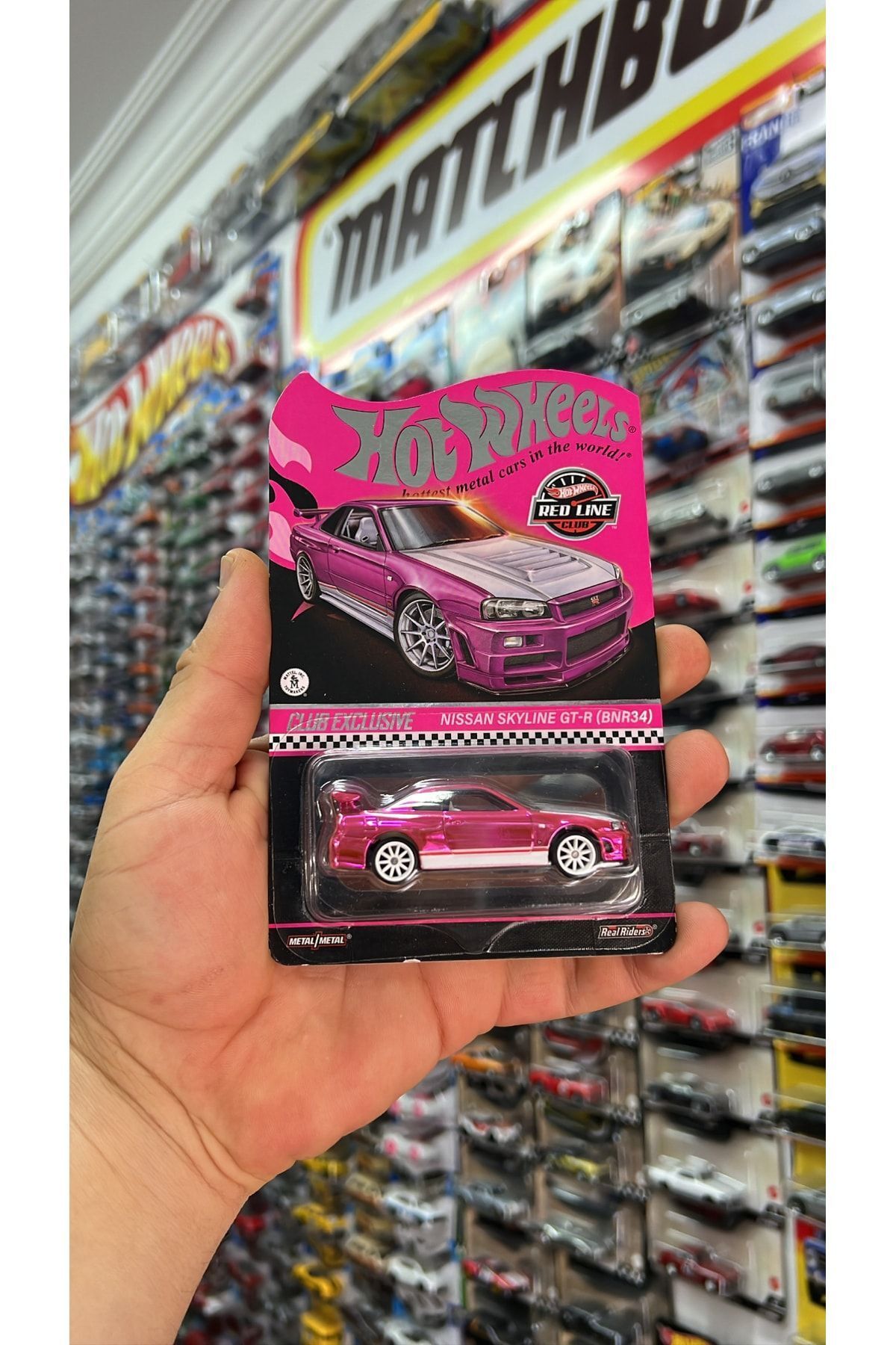 HOT WHEELS Nissan Gtr Pembe RLC