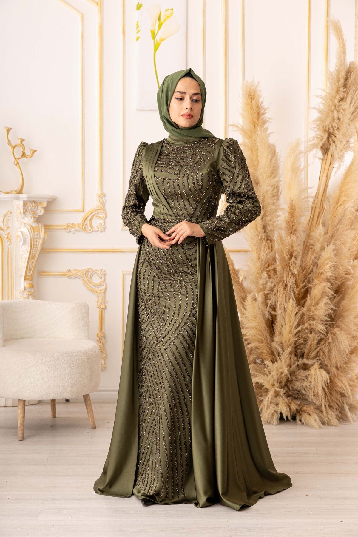 Modamartı YILDIZ ABİYE YANDAN PELERİNLİ KOMPLE TAŞ İŞLEMELİ BALIK MODEL TESETTÜR ABİYE K19805