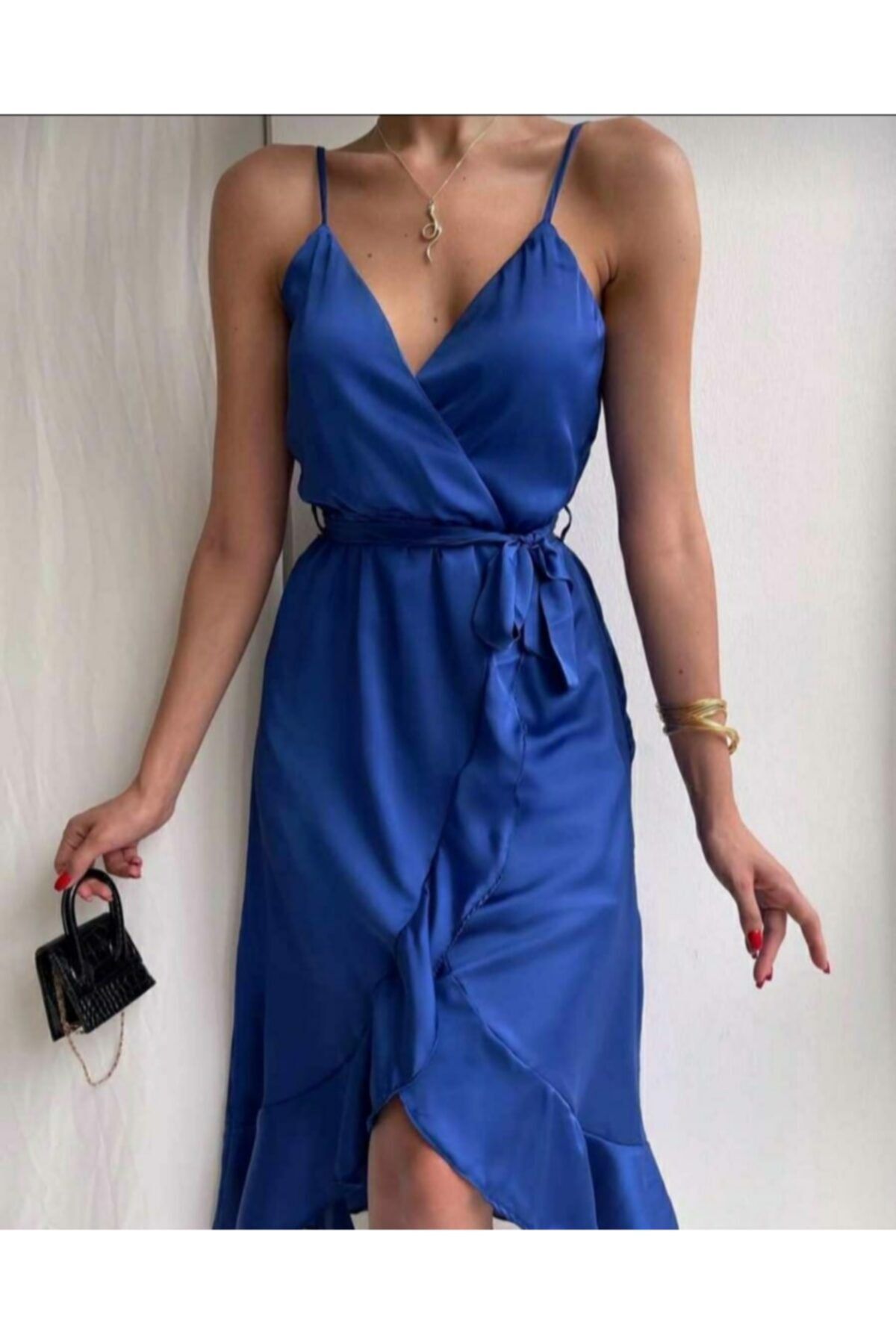 Afiş Butik Saks Mavisi Saten Ip Askılı Kuşaklı Elbise