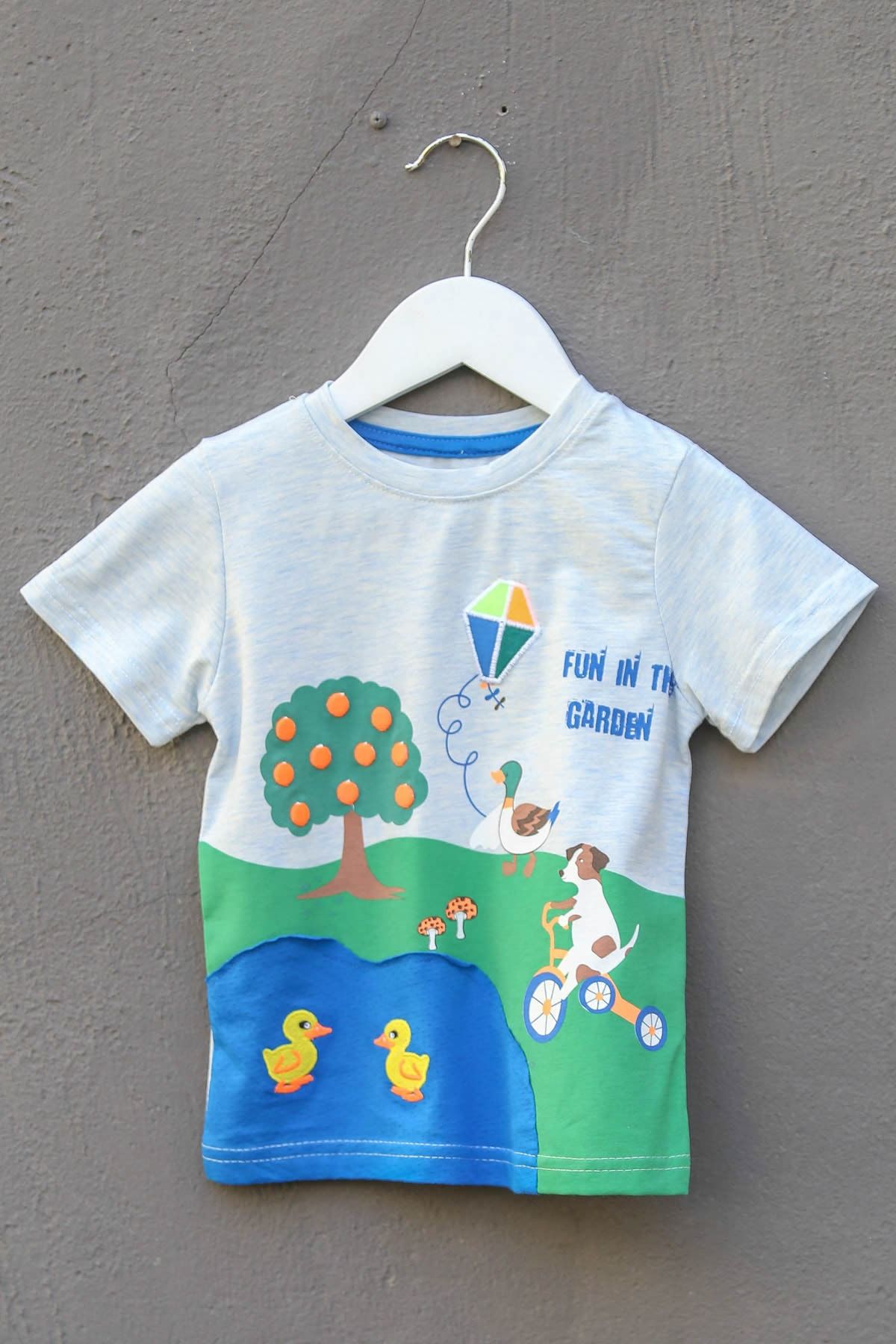 indokids Erkek Bebek Mavi Sıfır Yaka Sevimli Bahçe Baskılı Tshirt IND999786
