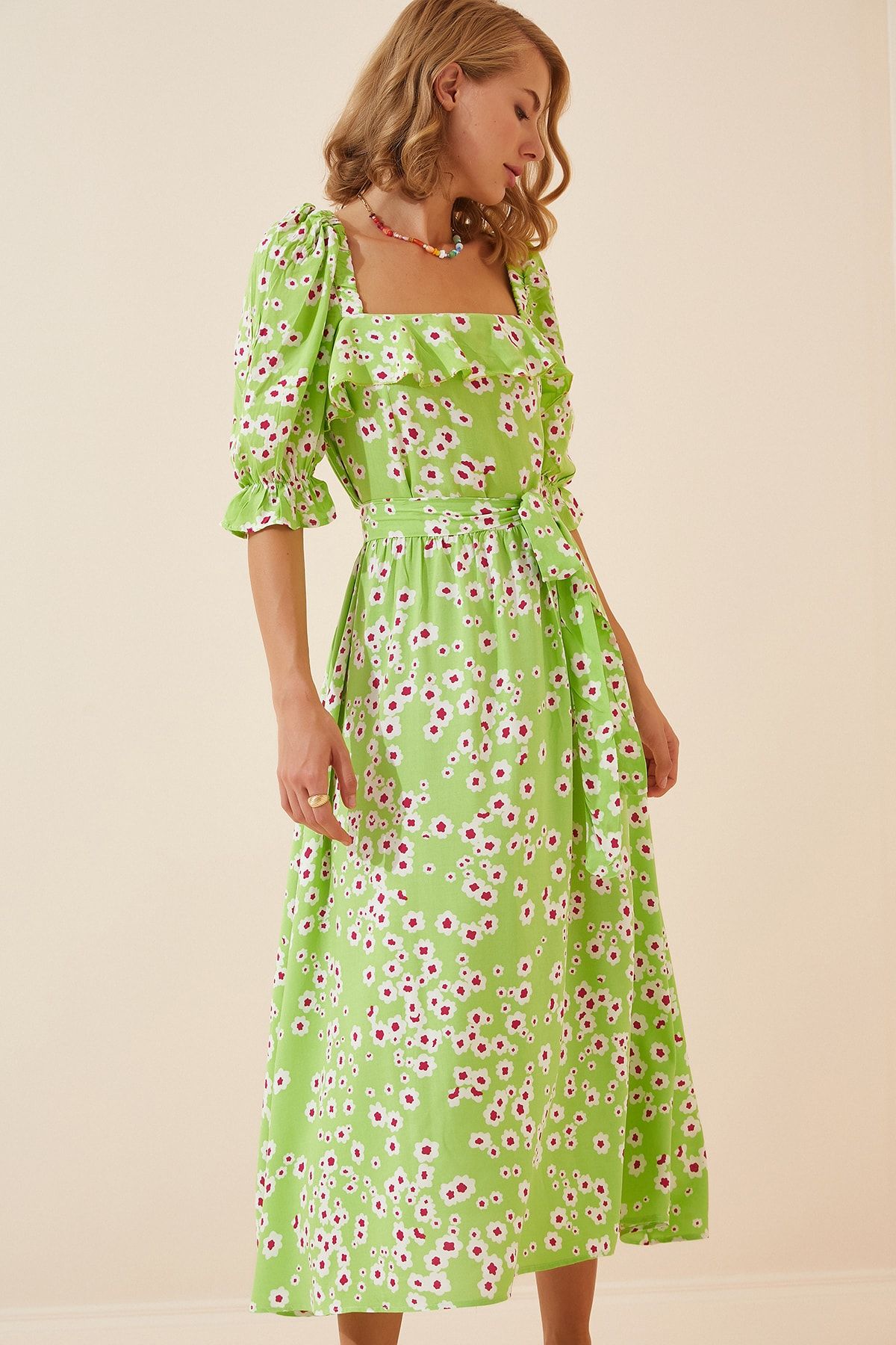 Happiness İstanbul Kadın Açık Yeşil Çiçekli Fırfırlı Yazlık Viskon Elbise FN02806