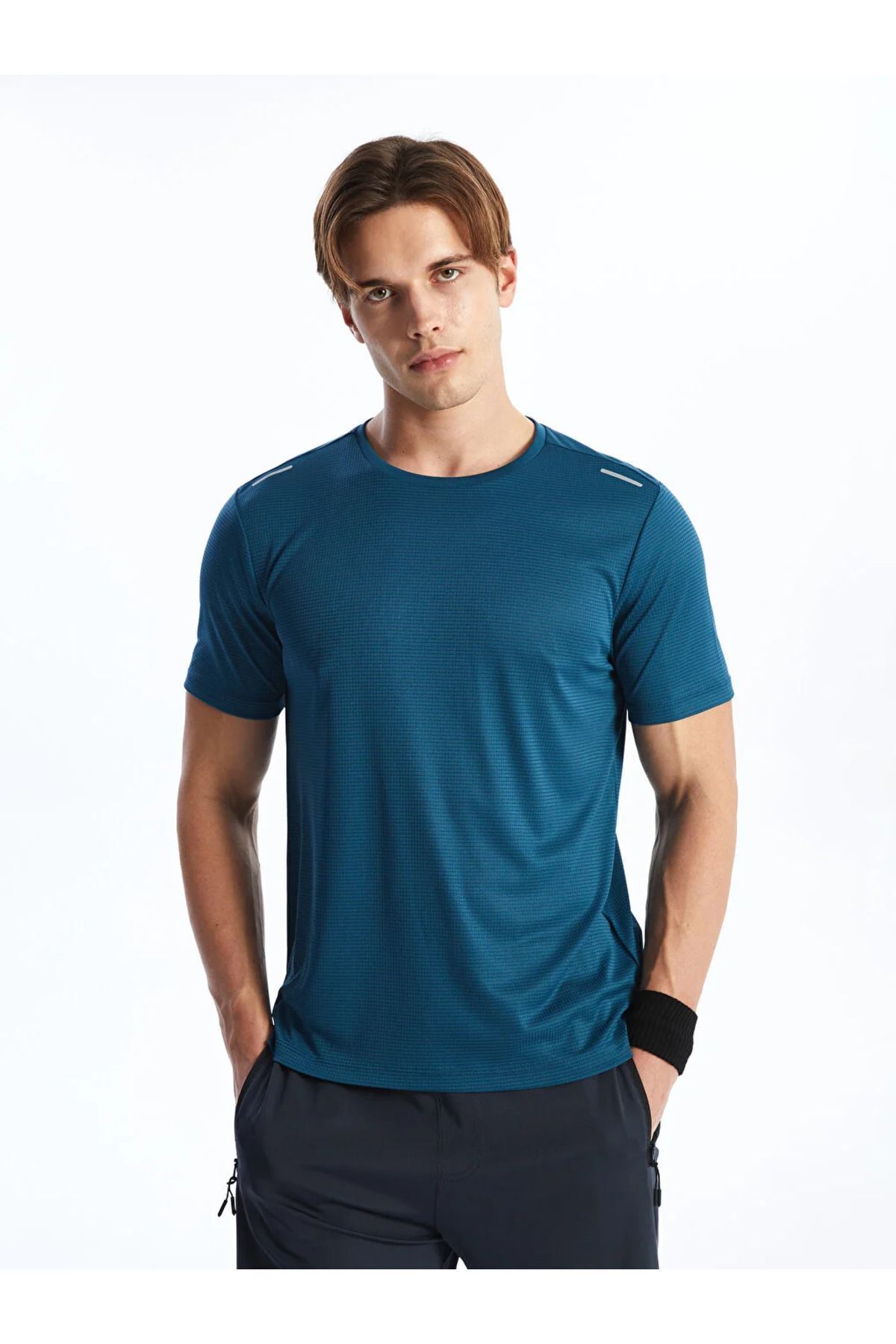 LC Waikiki LCW Active DRY-TECH Bisiklet Yaka Kısa Kollu Erkek Tişört
