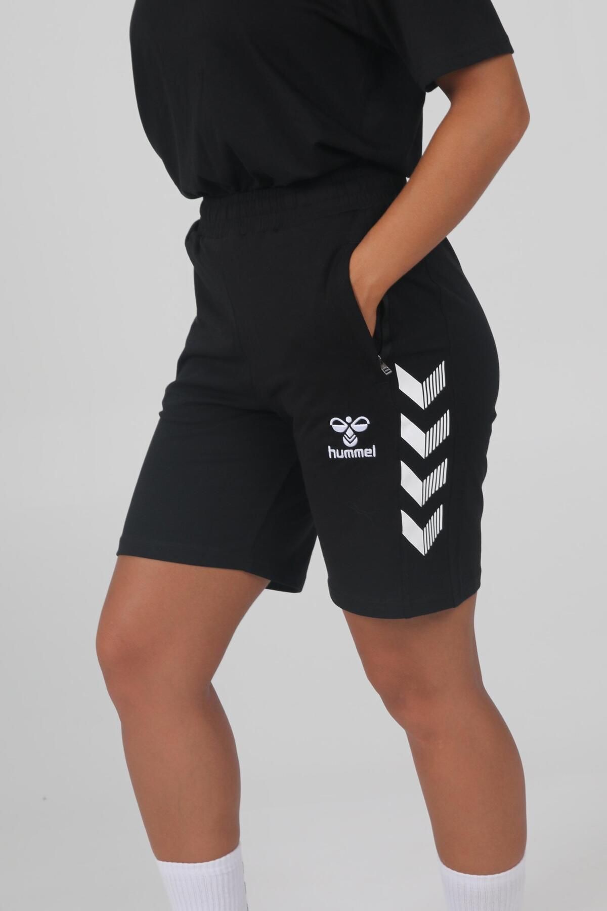 hummel Armin Pamuklu Cepli Kamp Şortu Siyah